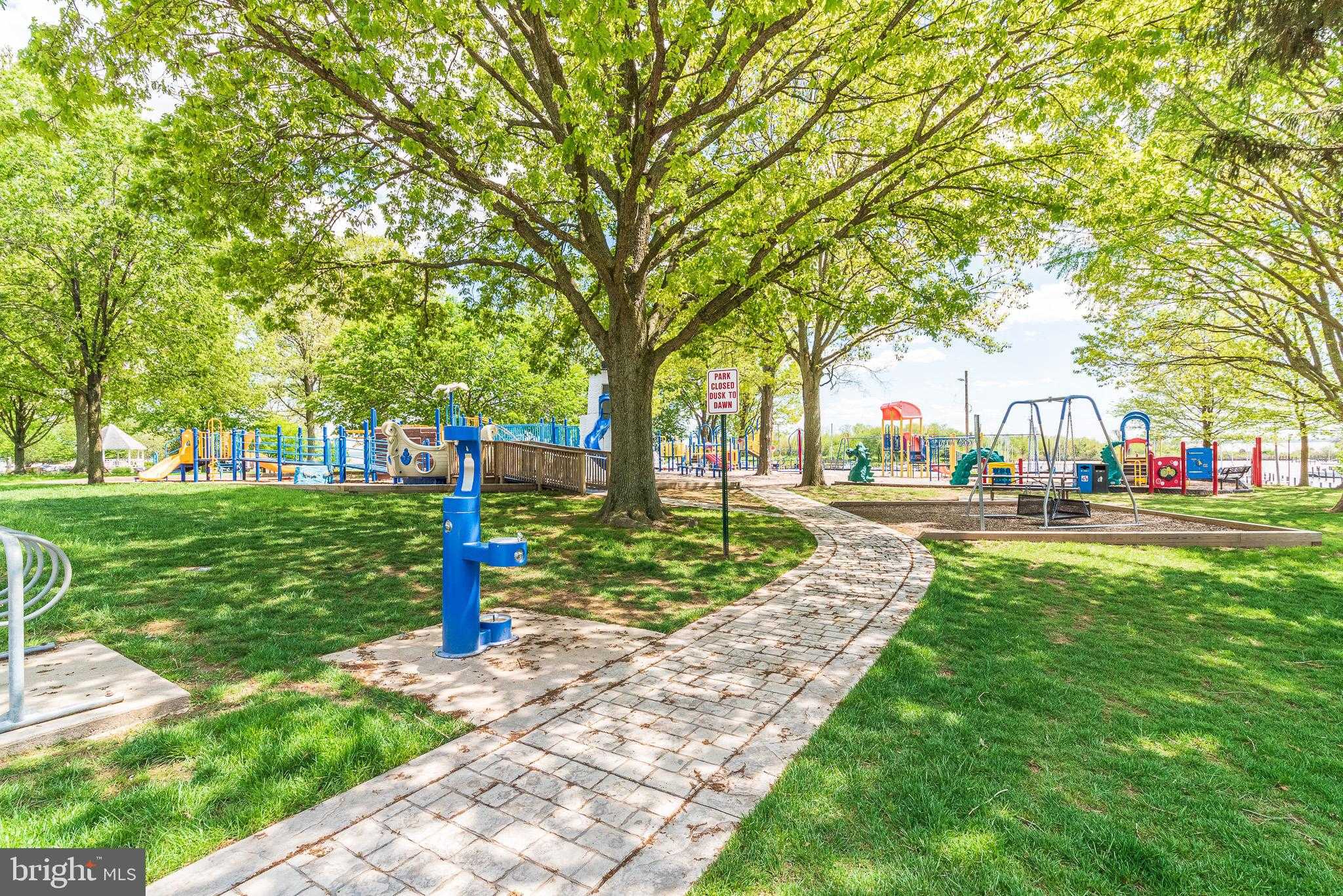 312 Lafayette St photo 87