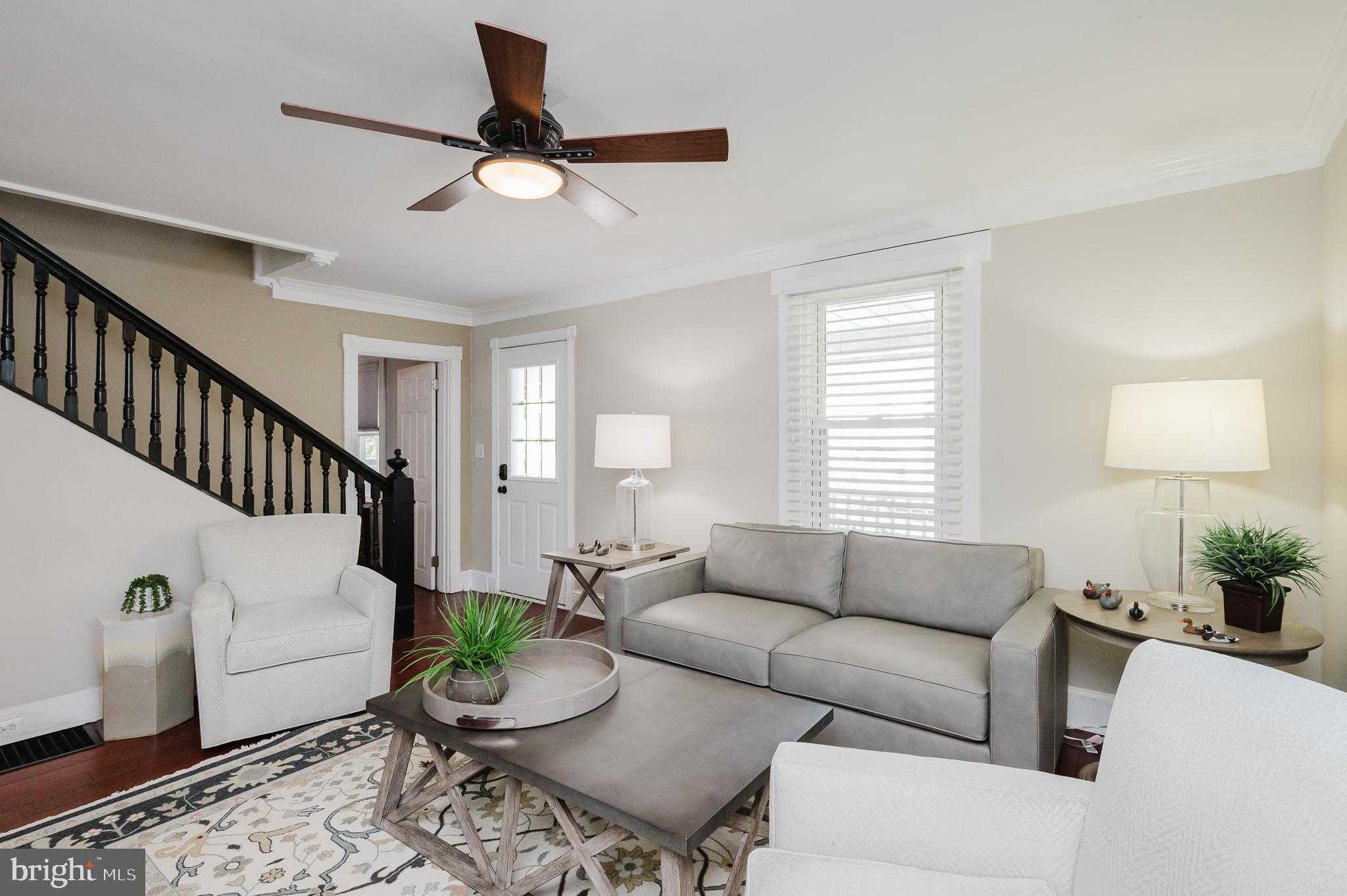 312 Lafayette St photo 9