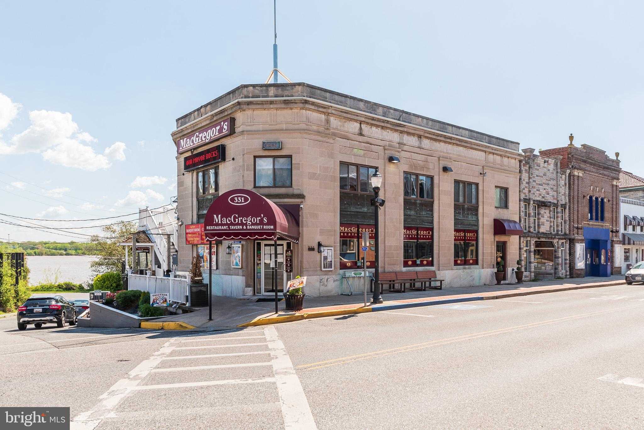 312 Lafayette St photo 91