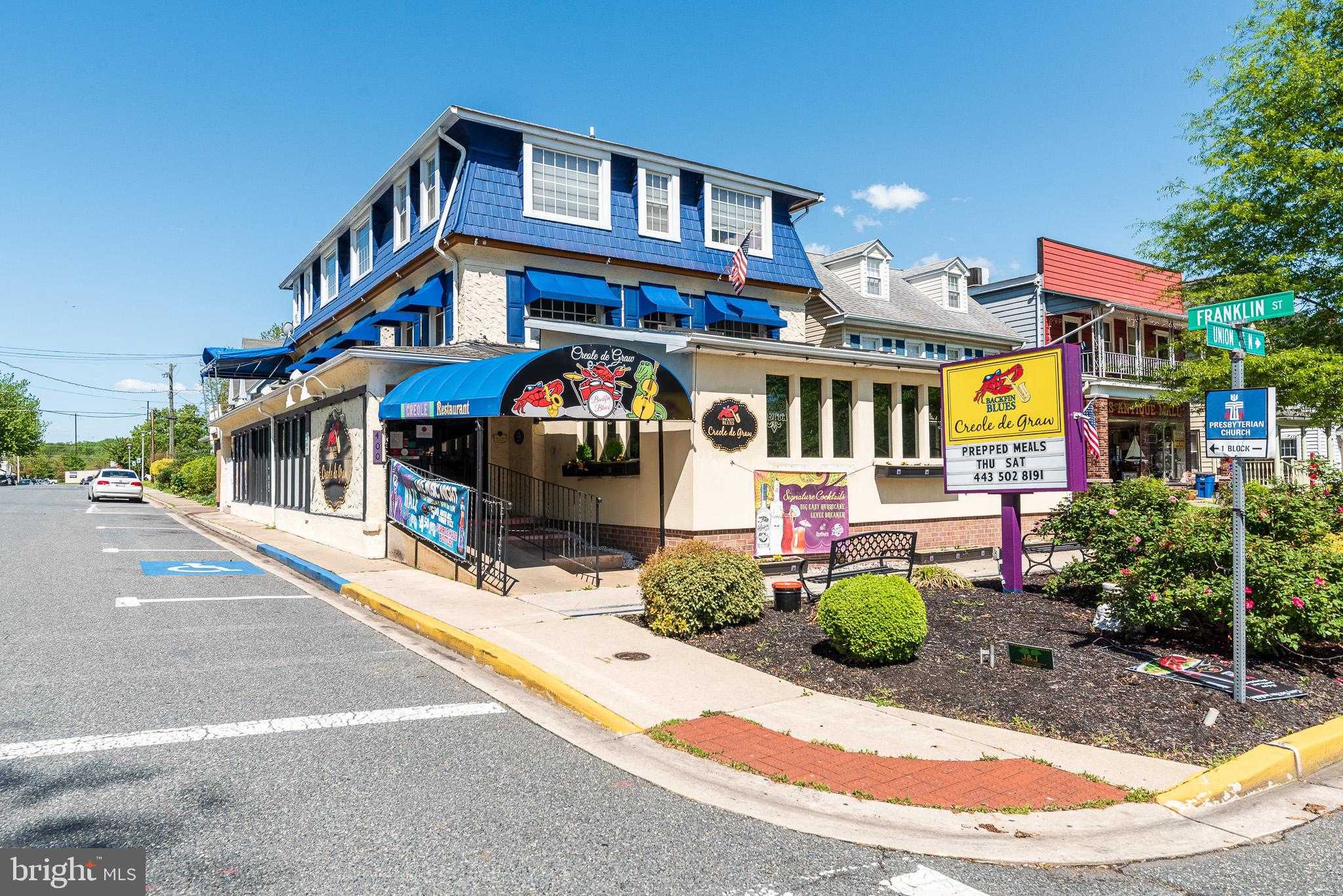 312 Lafayette St photo 99