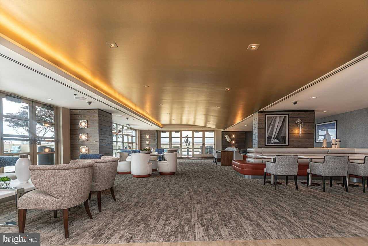 717 S Chris Columbus Blvd # 909 photo 36