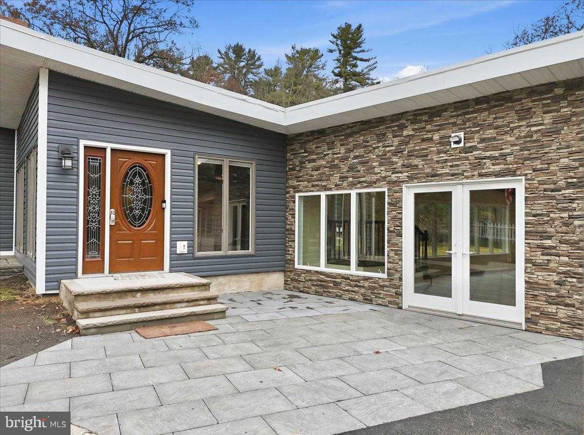 1122 State Rte 739 photo 8