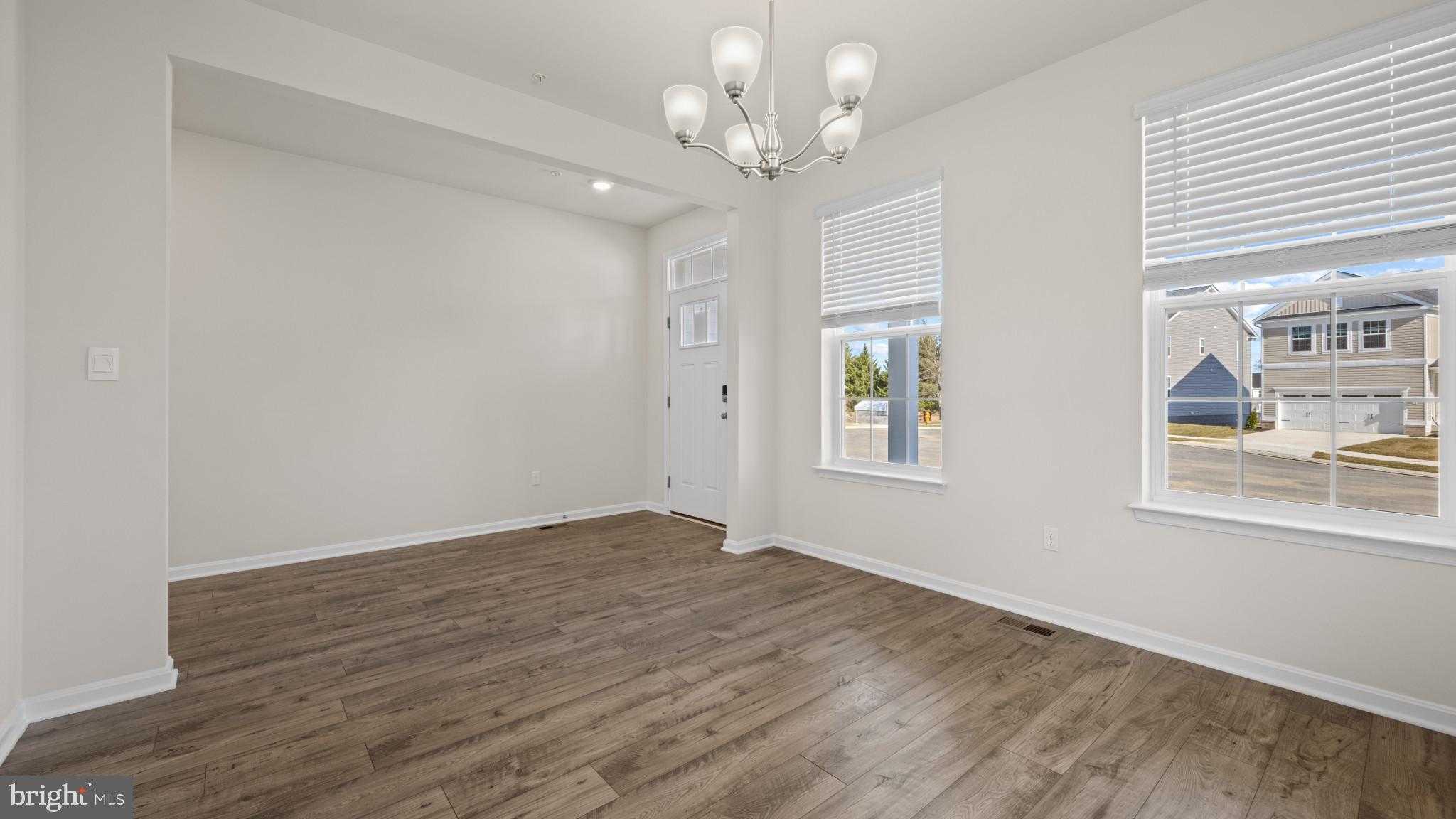 8 Comes Ridge CT photo 5