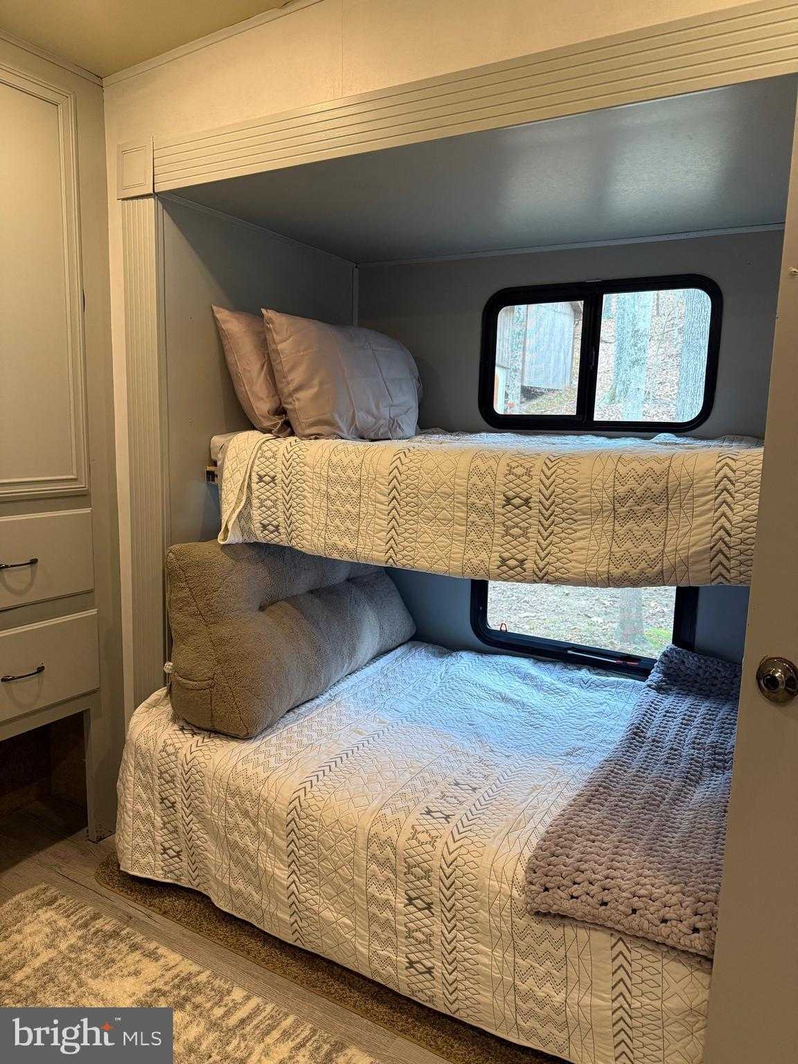 1327 Golliday Ln photo 15