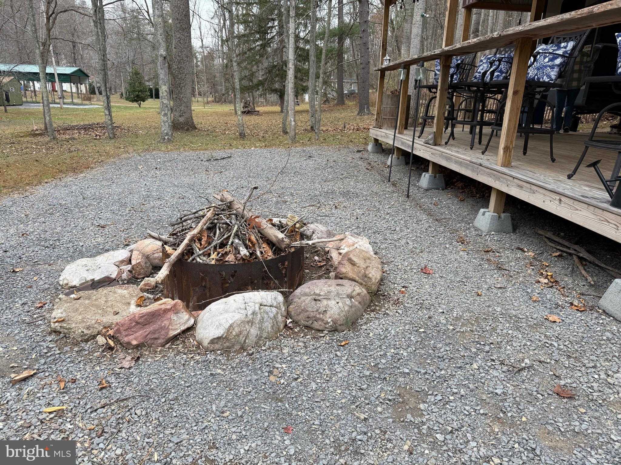 1327 Golliday Ln photo 22