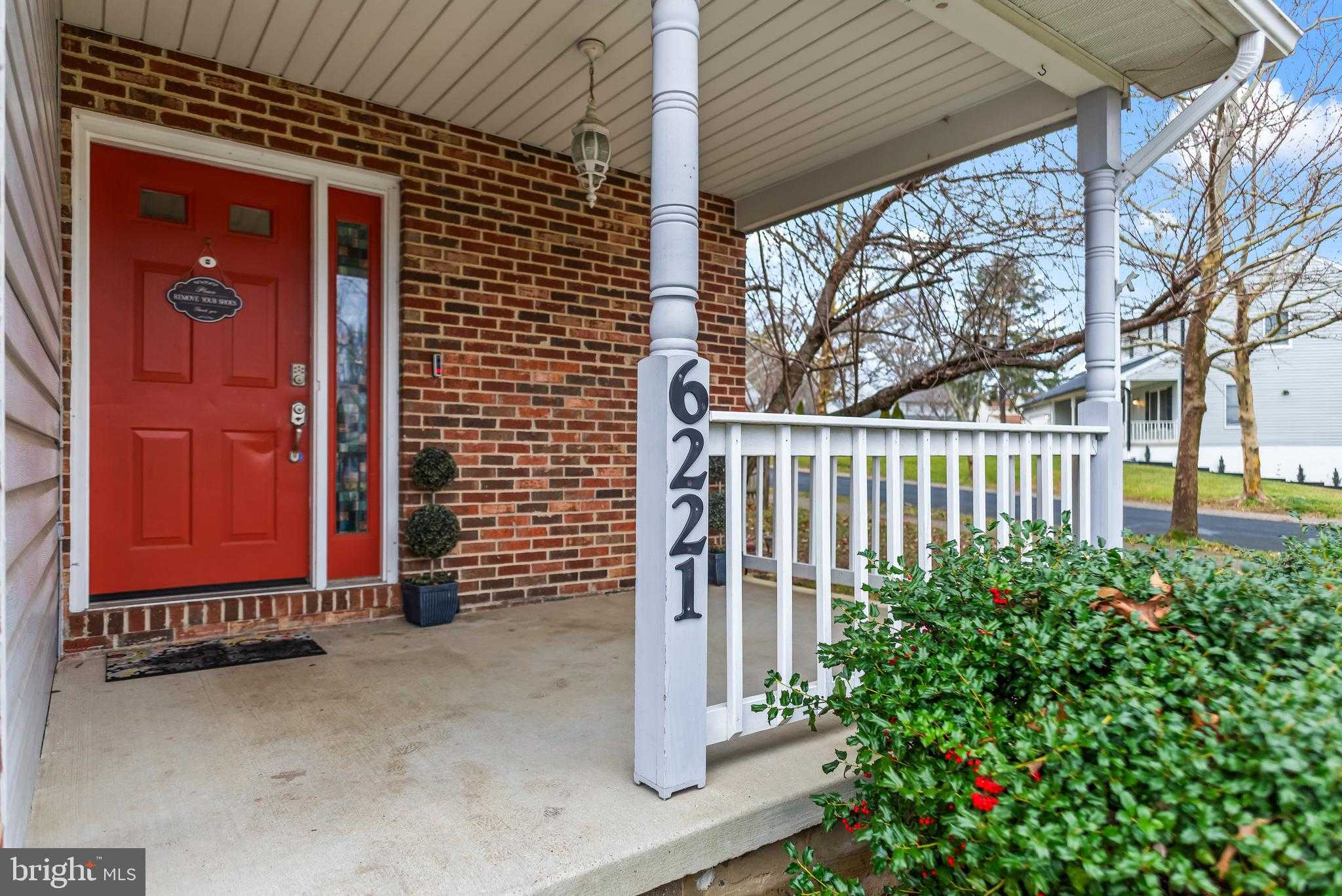 6221 Polar Bear CT photo 4