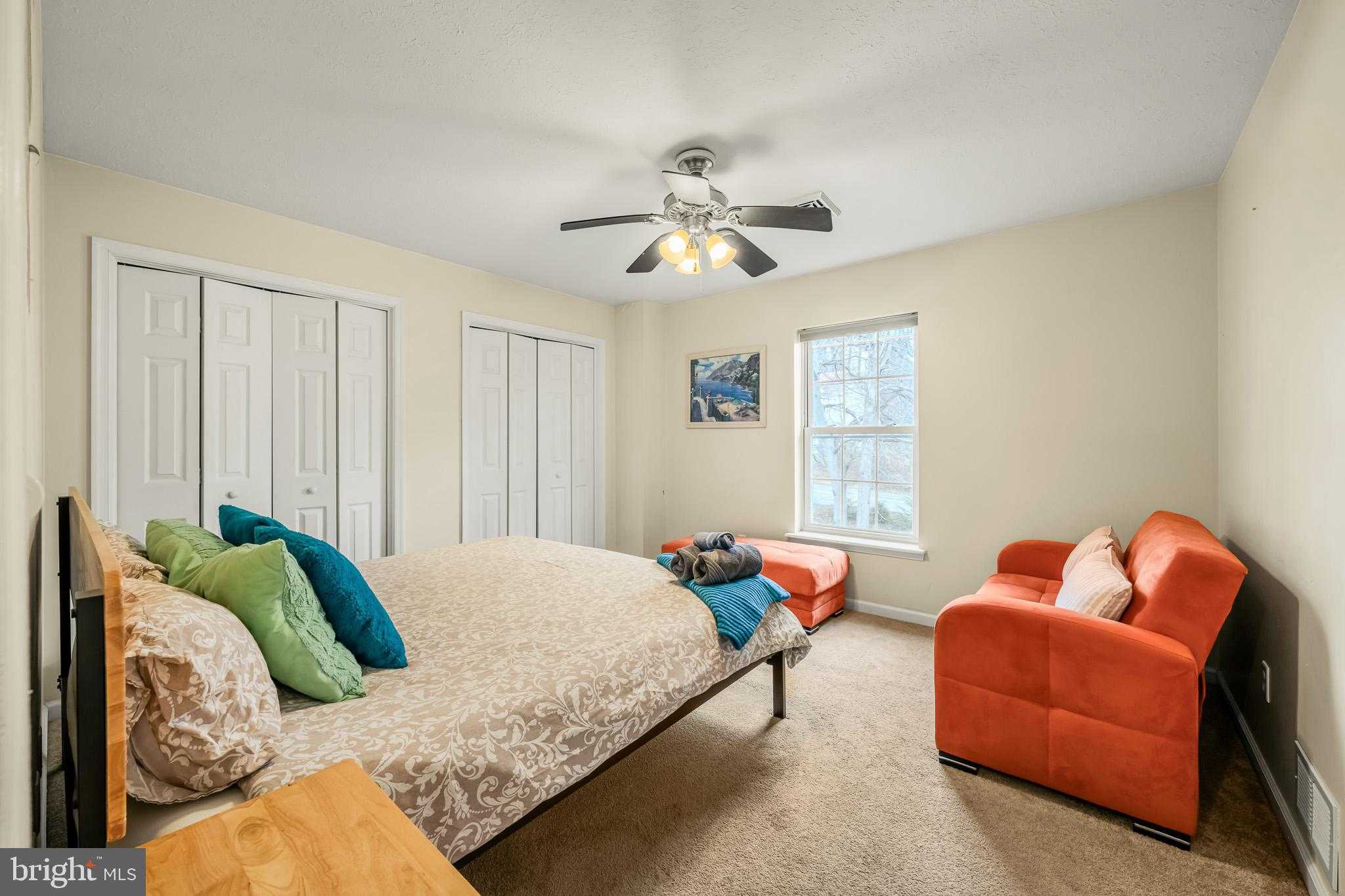 2127 Warwick Cir photo 32