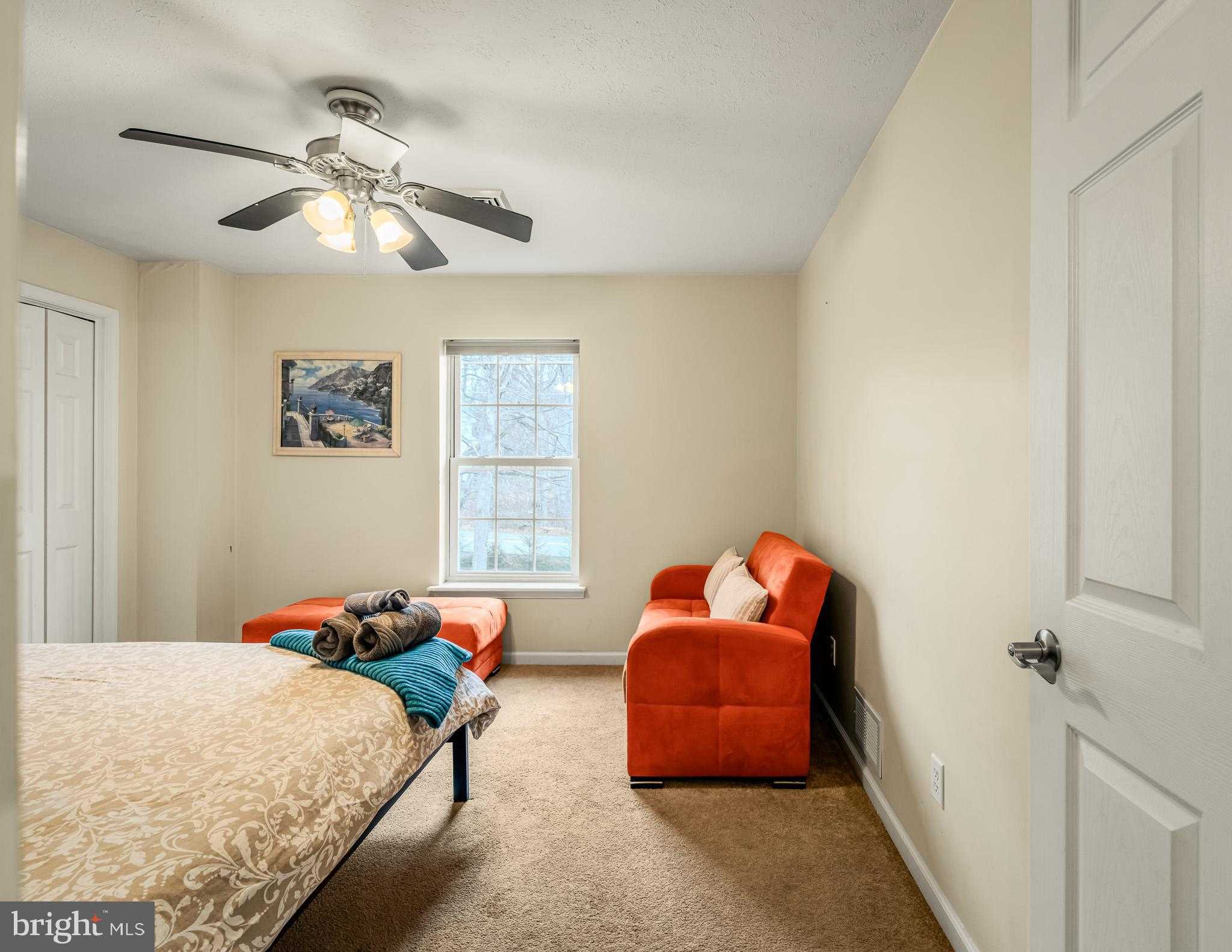 2127 Warwick Cir photo 33