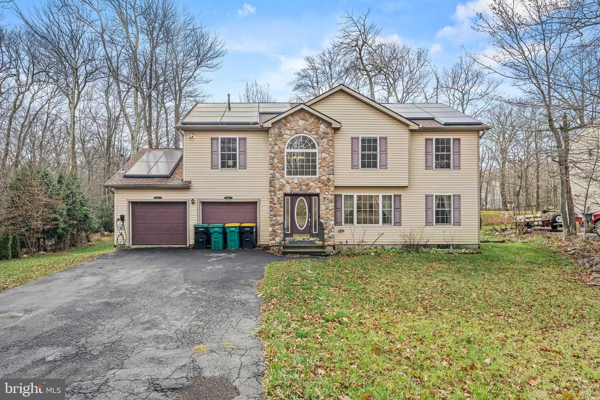 2127 Warwick Cir photo 43