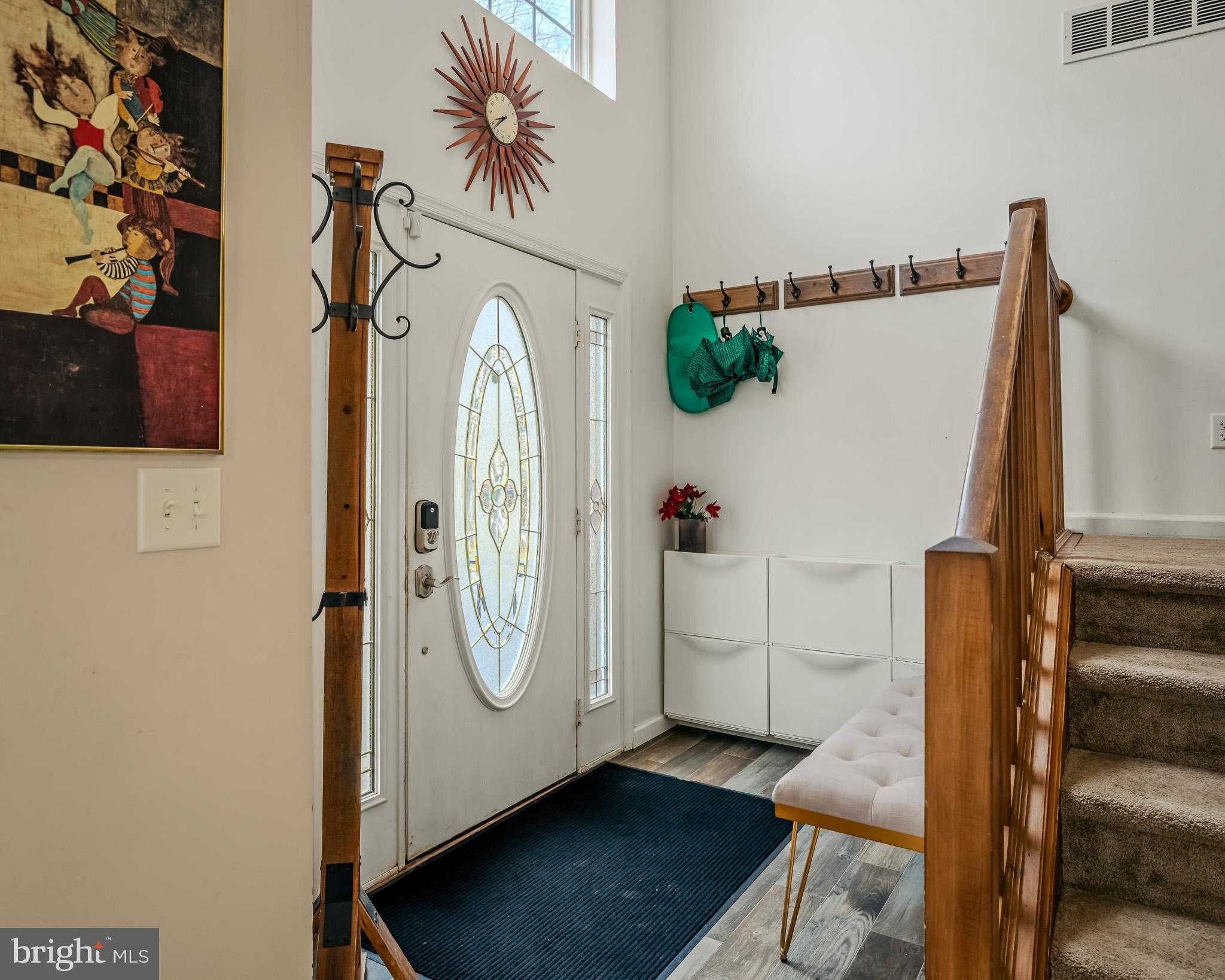 2127 Warwick Cir photo 5