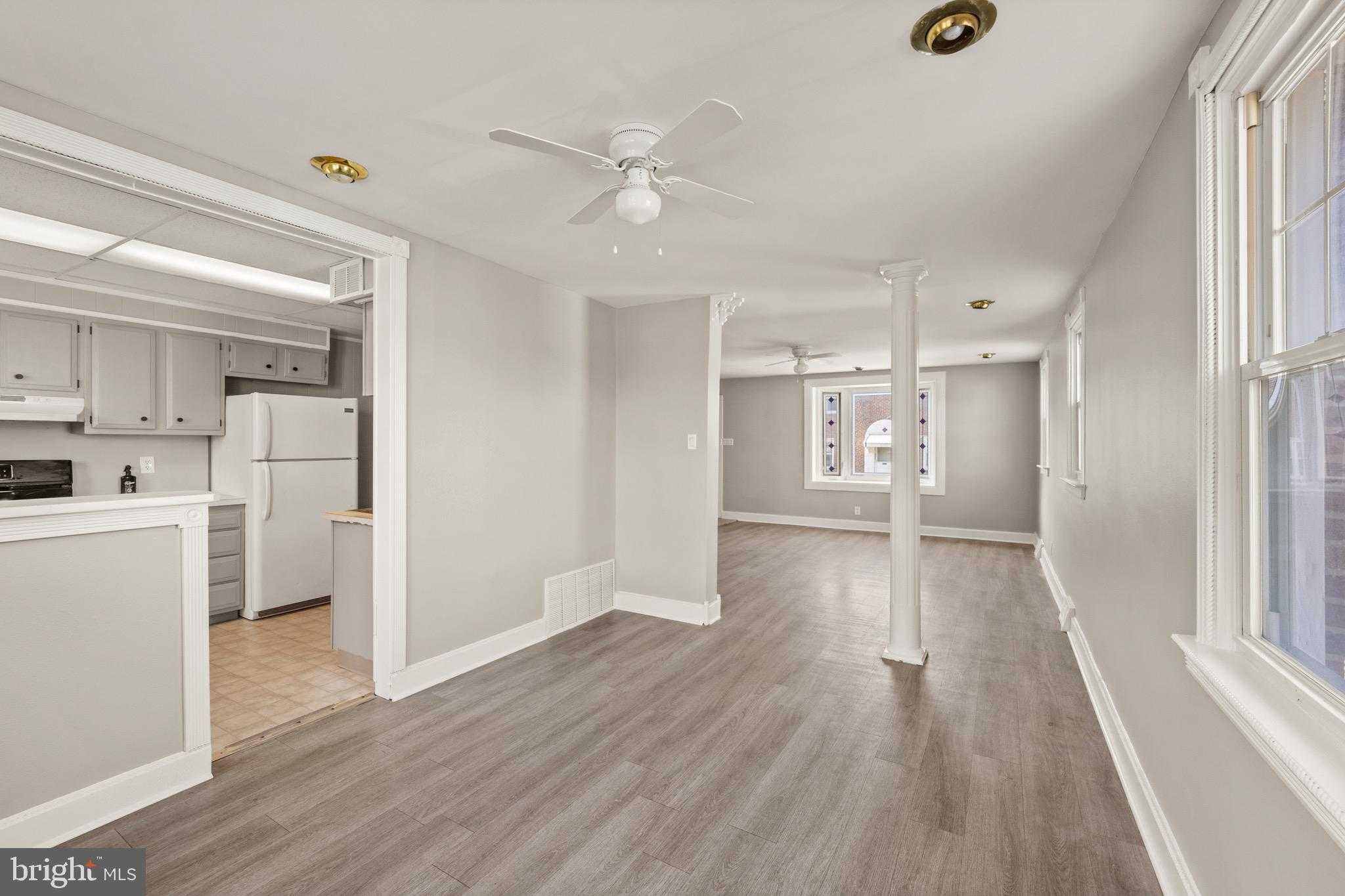 4301 Chippendale Ave photo 7