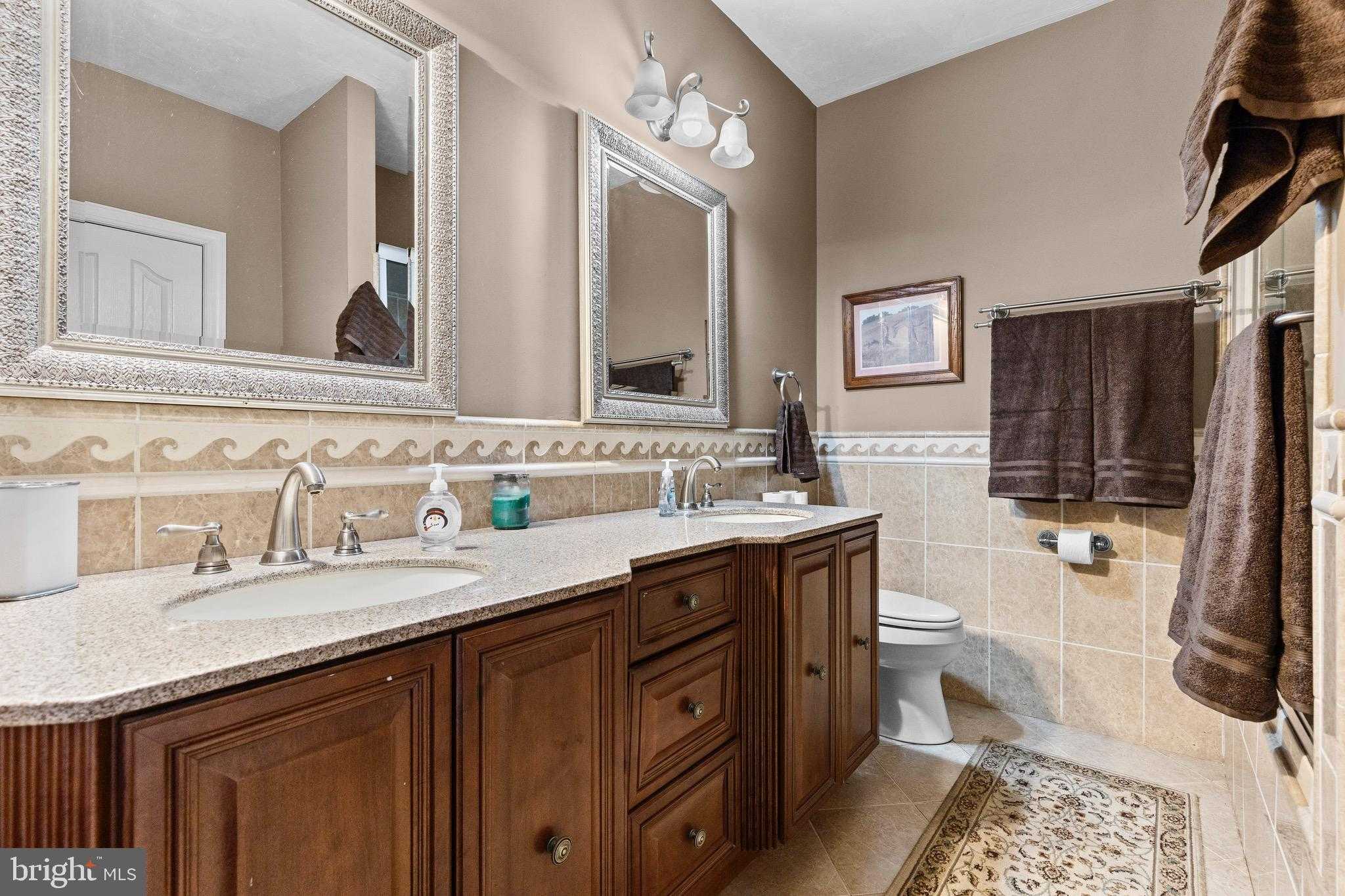 334 Rolling Ln photo 35