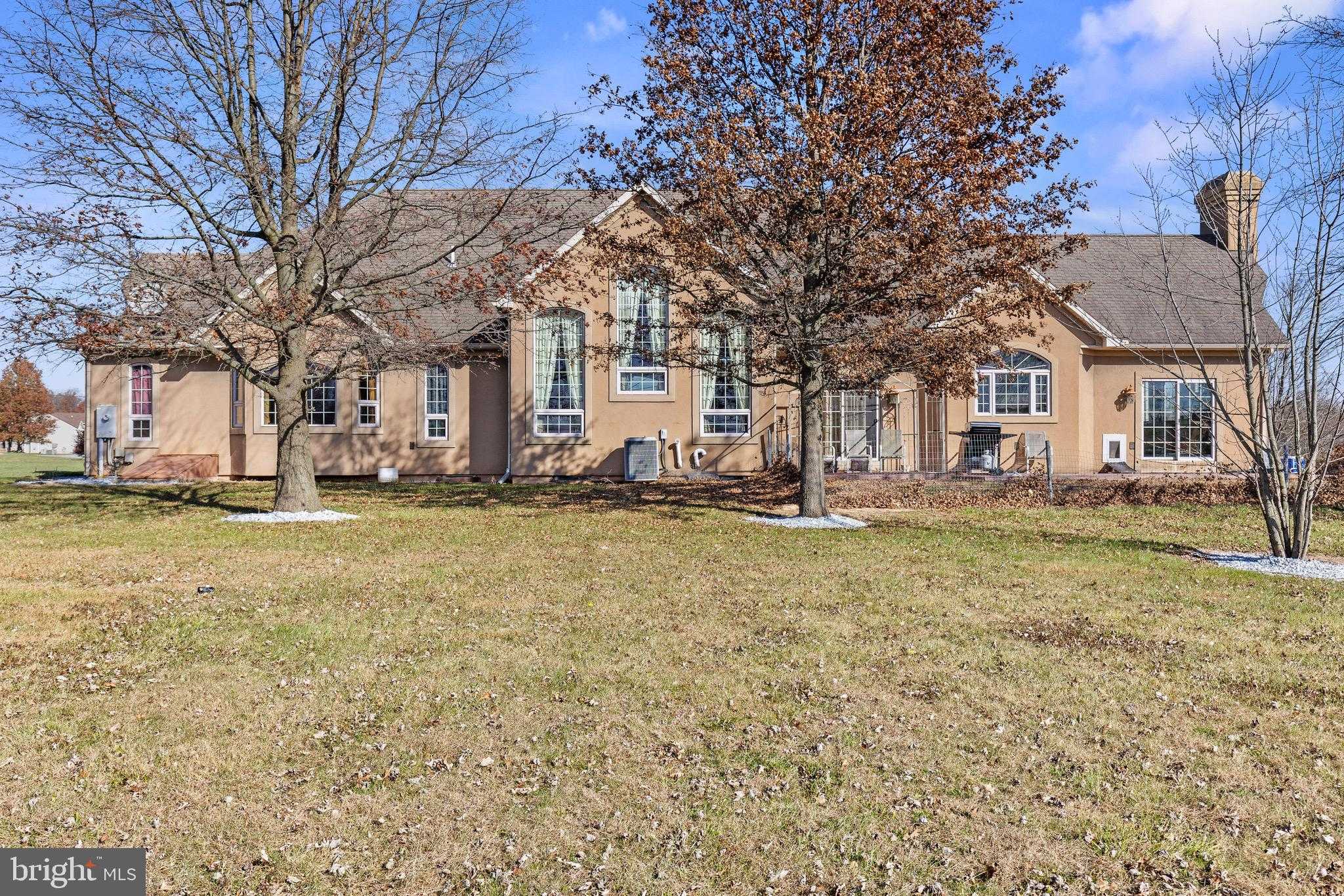 334 Rolling Ln photo 9