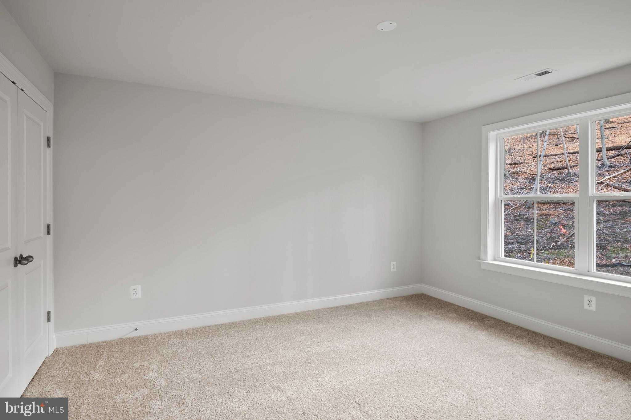 4496 Ilchester Rd photo 44