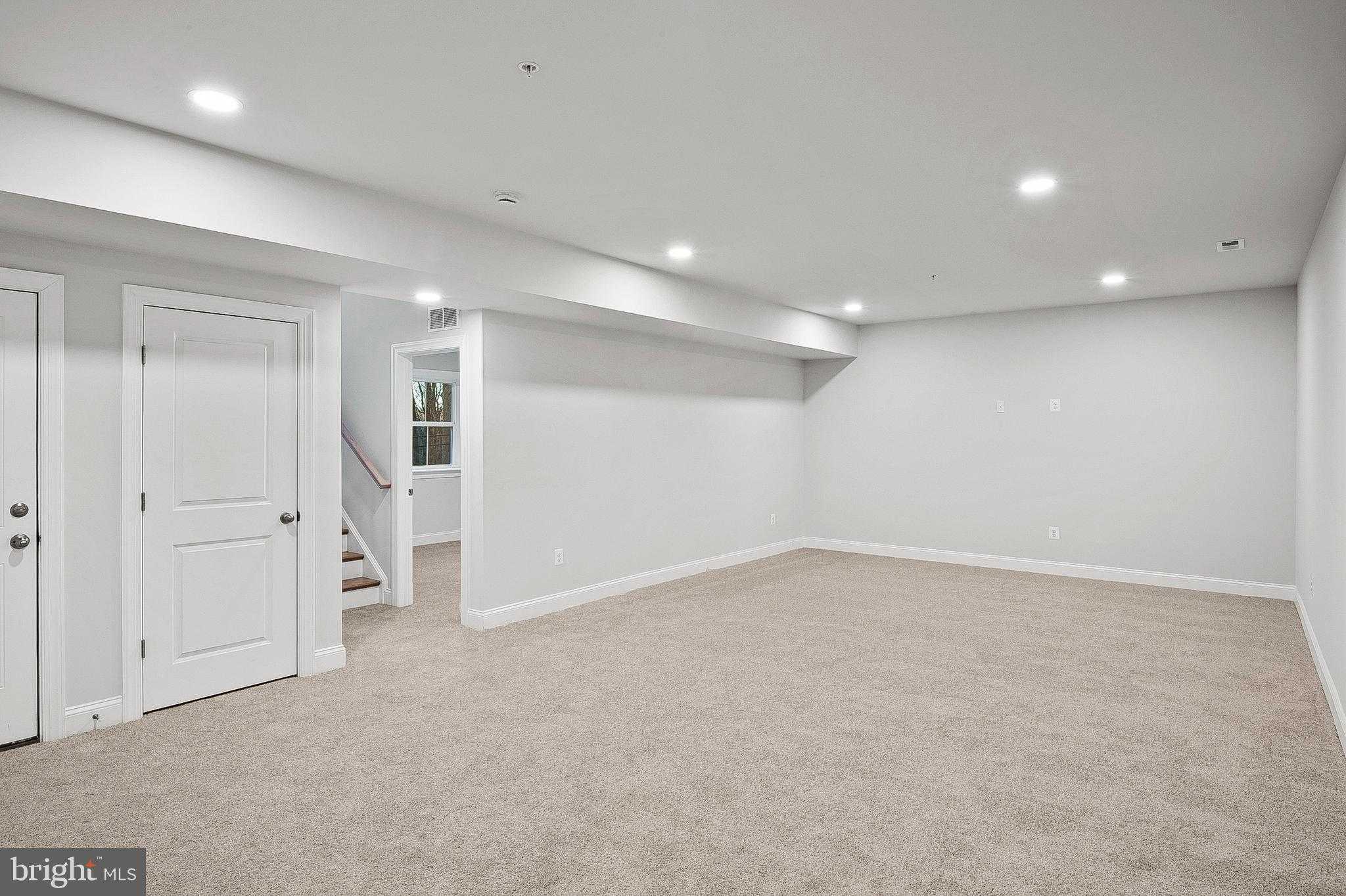 4496 Ilchester Rd photo 49