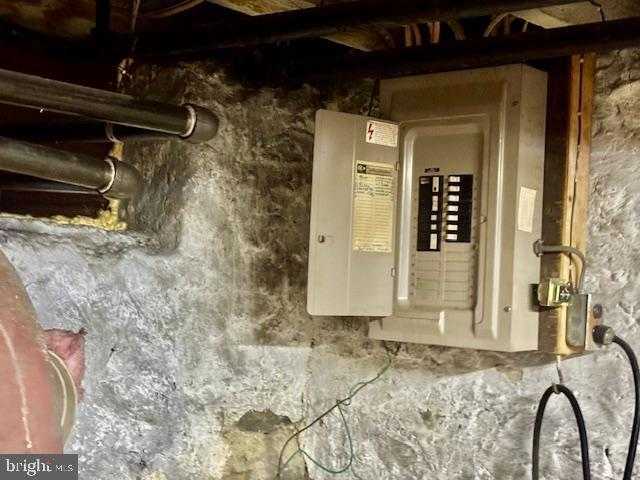 329 S Maple St photo 59