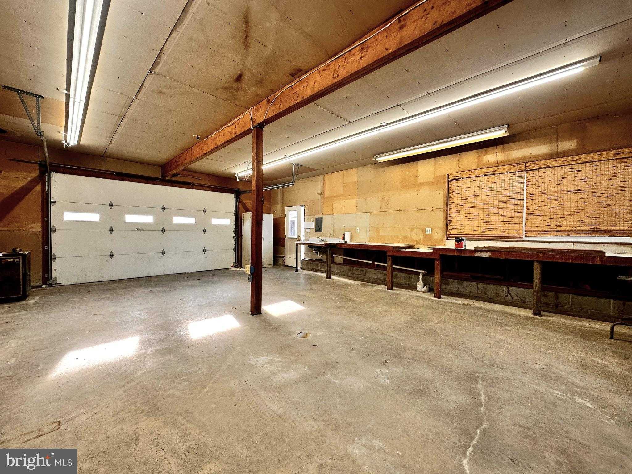 111 Cemetery Ln photo 14