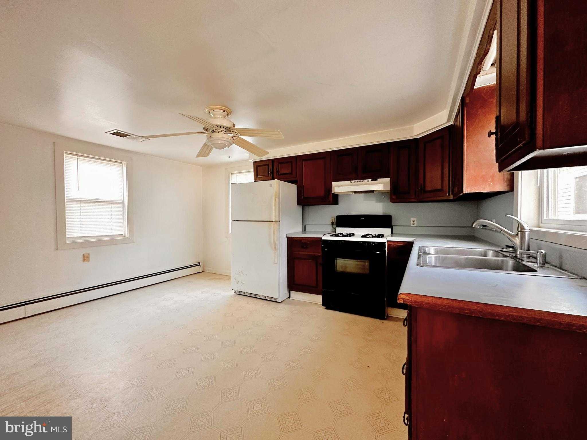 111 Cemetery Ln photo 5