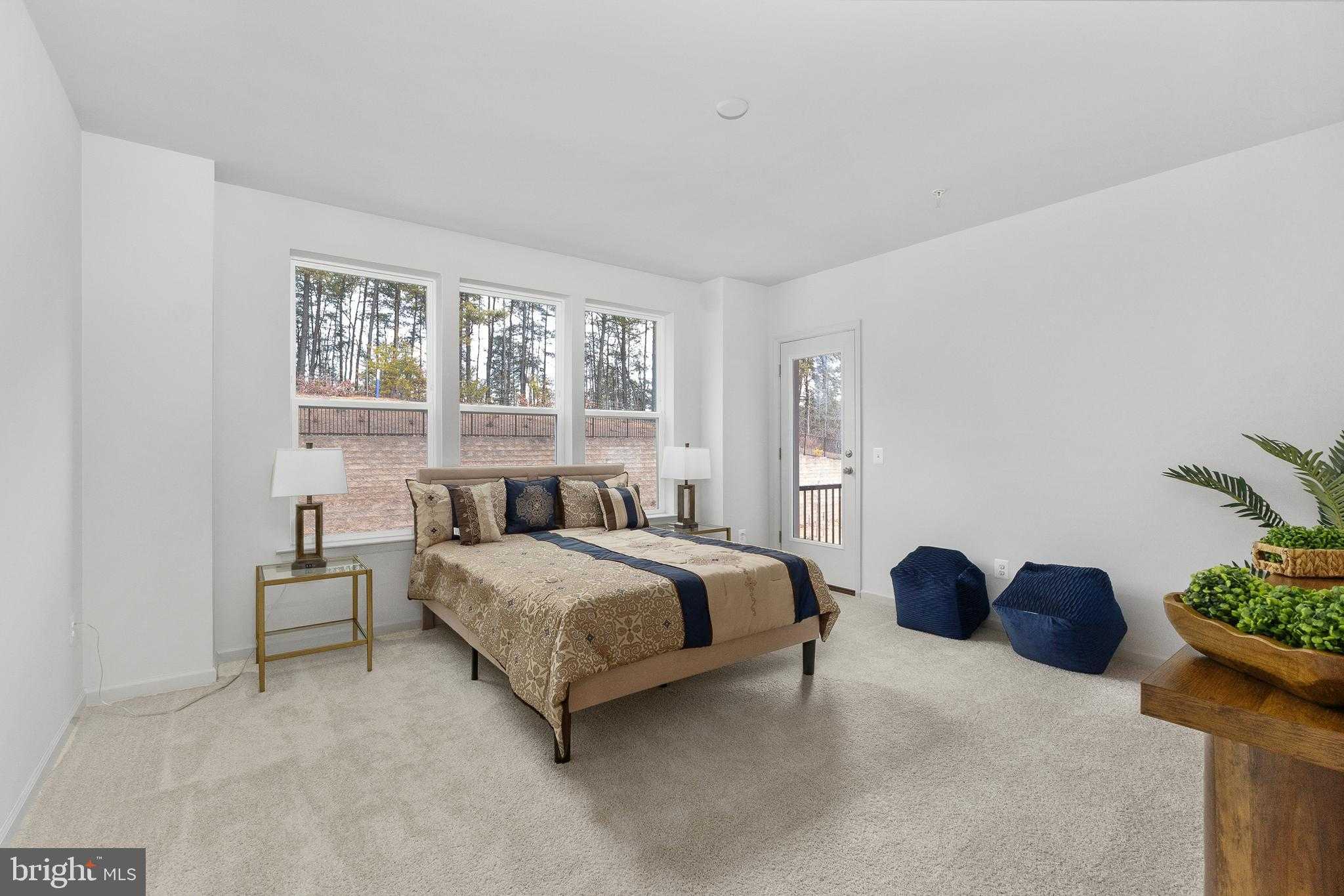 2540 Neabsco Common Pl photo 25