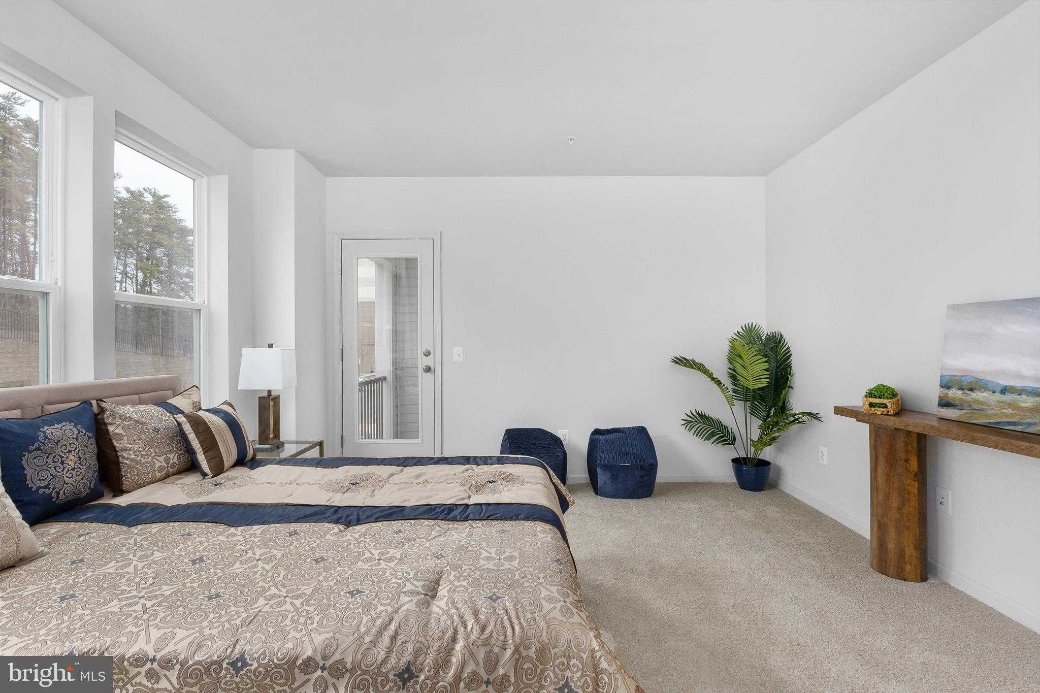 2540 Neabsco Common Pl photo 26