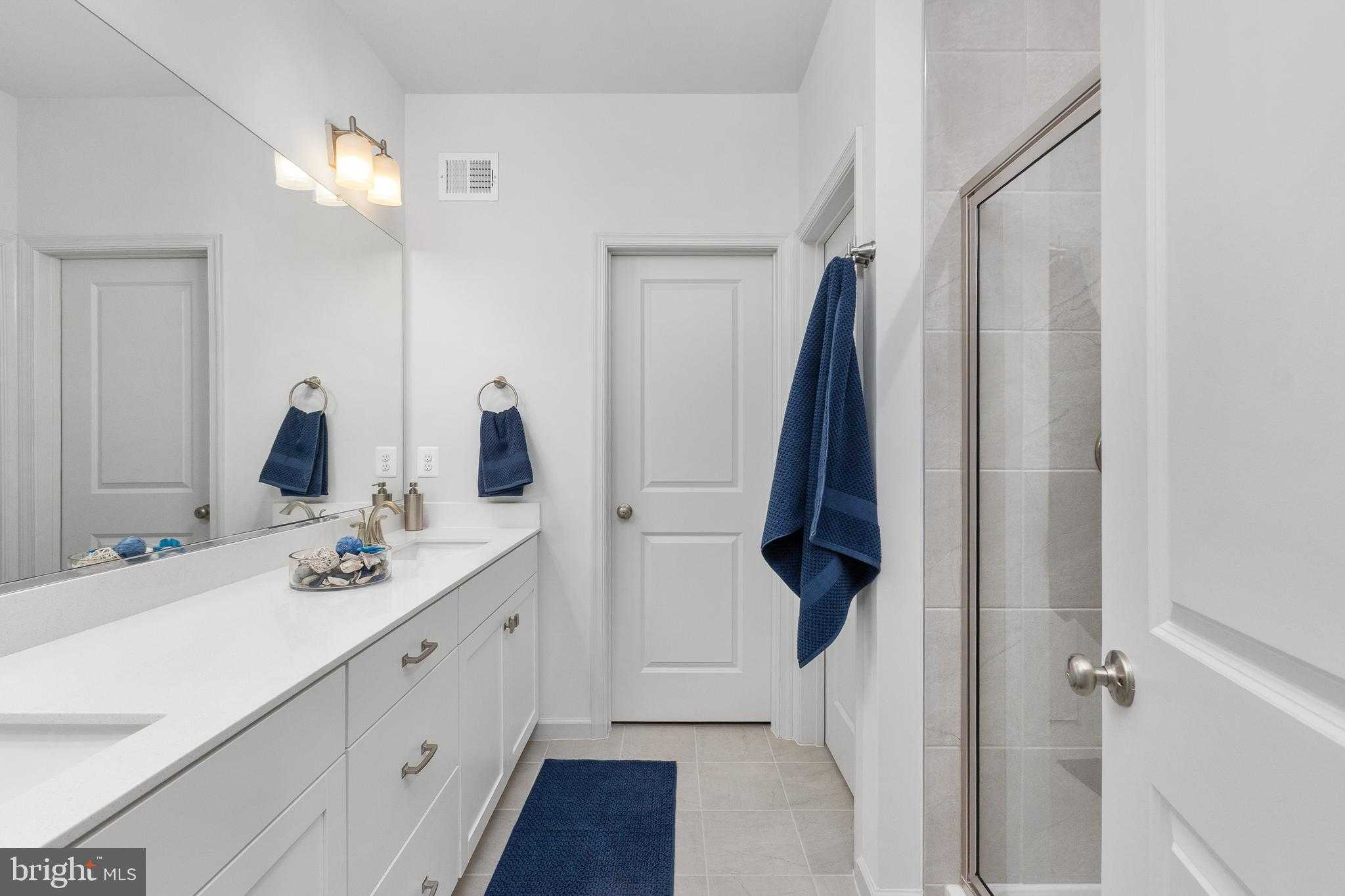 2540 Neabsco Common Pl photo 28