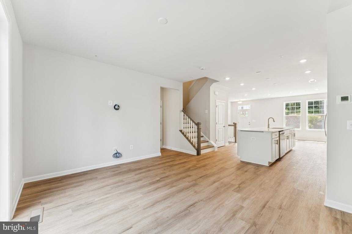 10173 Kings Grove Way photo 10