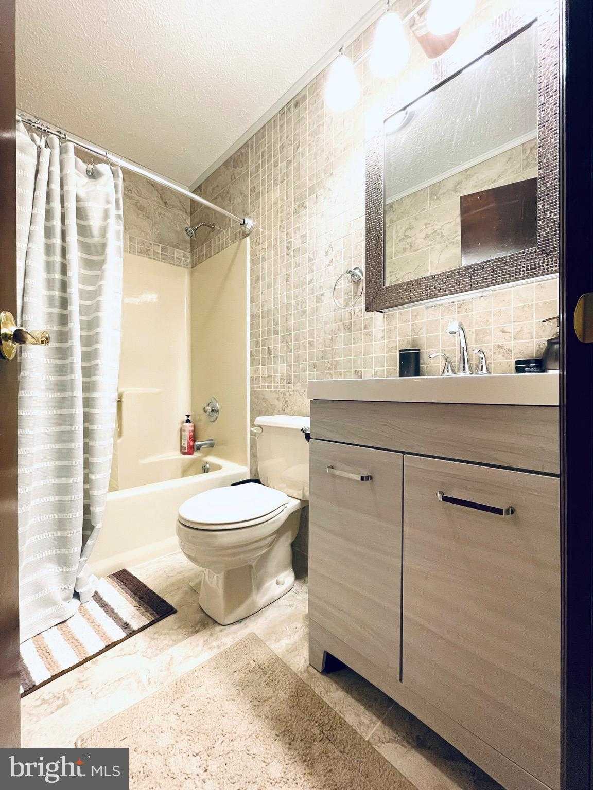 149 Livingston Ln photo 17