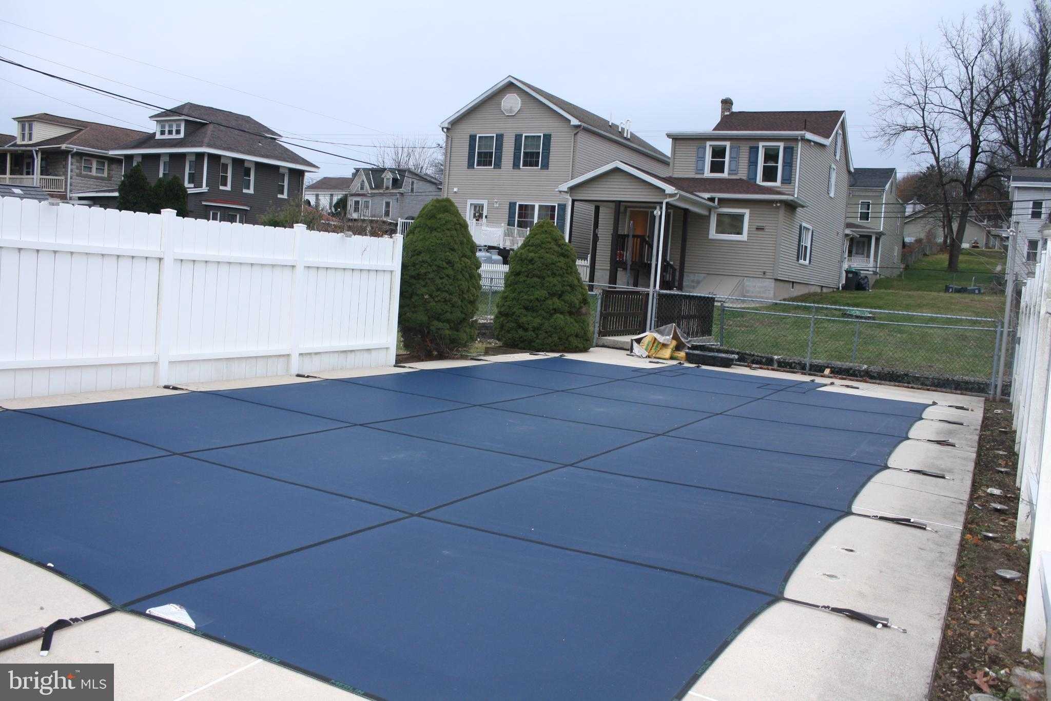 36 Chestnut St photo 25