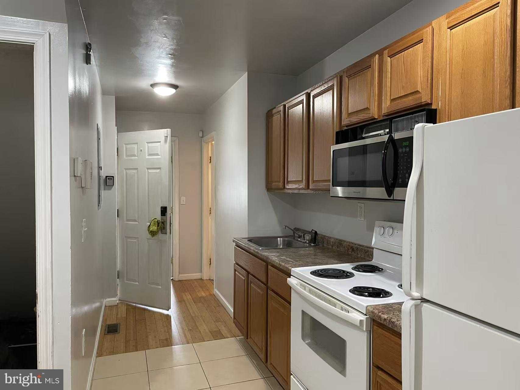 1743 N Willington St photo 30