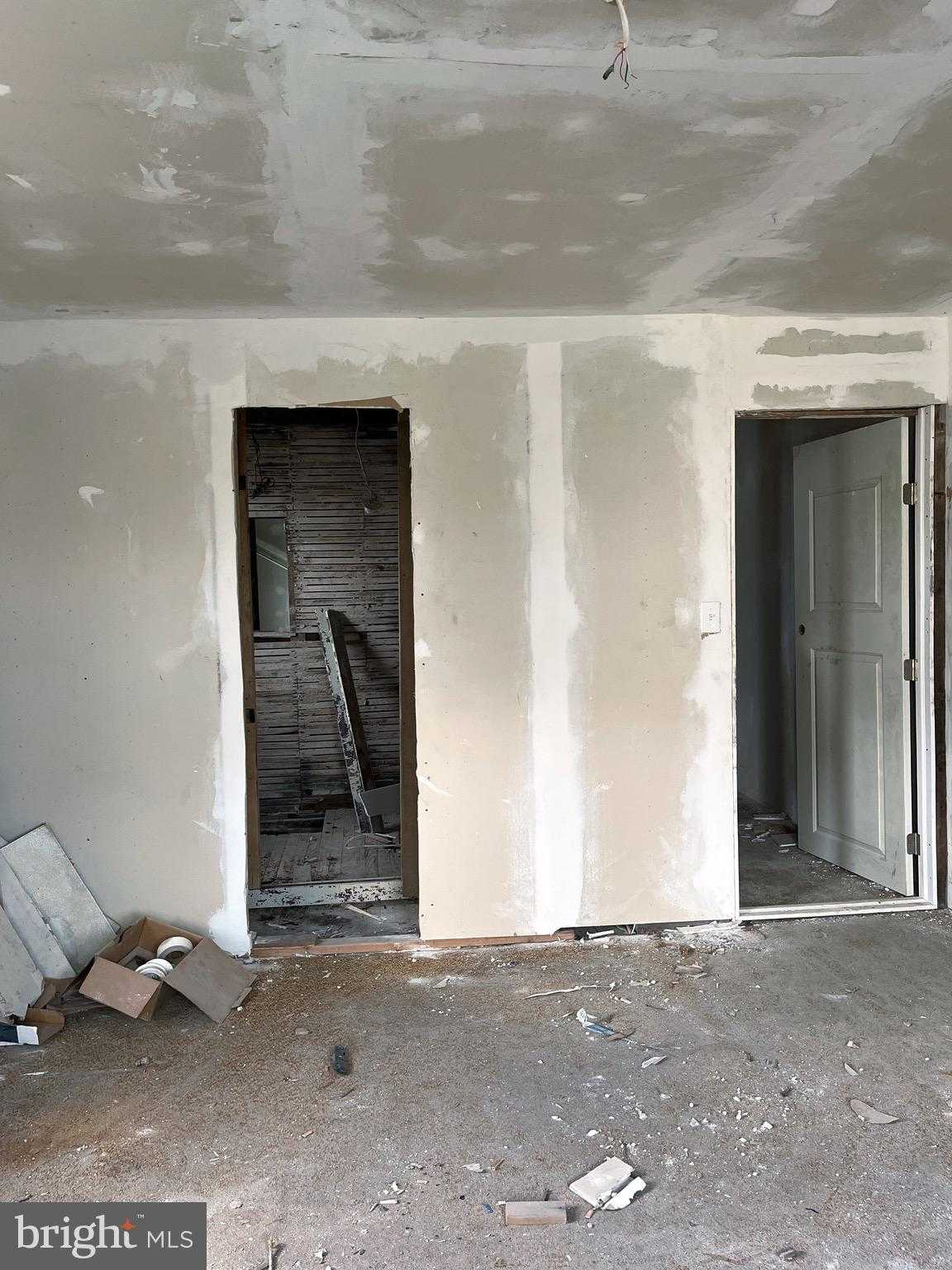 340 E 5th St photo 24