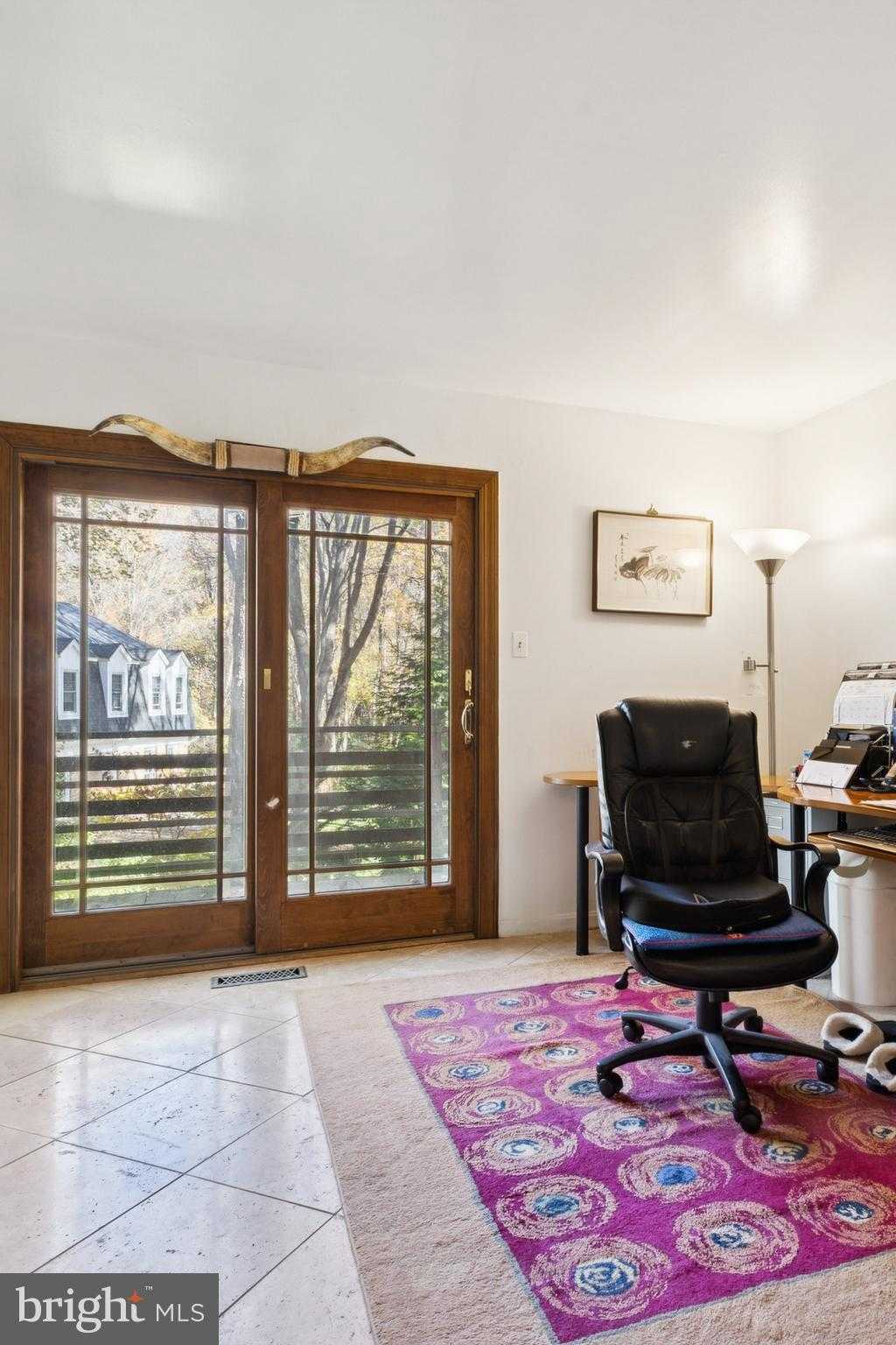 3406 Lyrac St photo 5