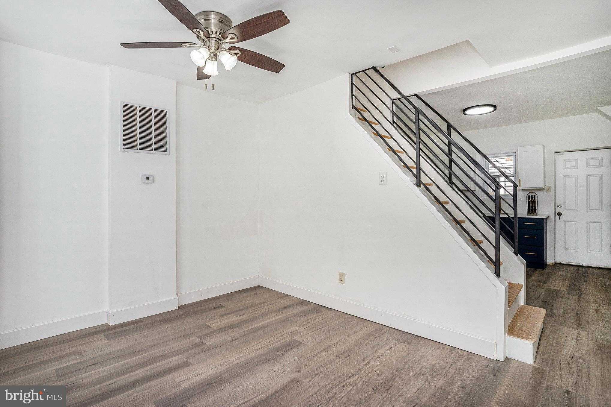 1260 N Newkirk St photo 5