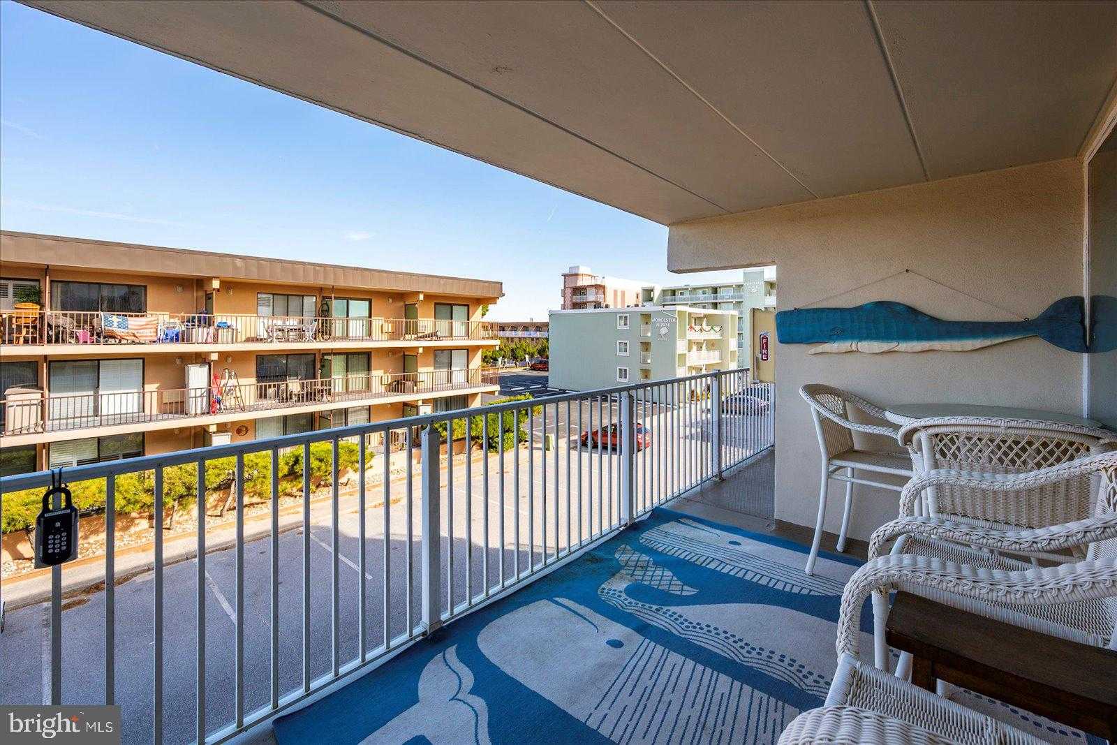 11 51st St Unit 202 photo 35