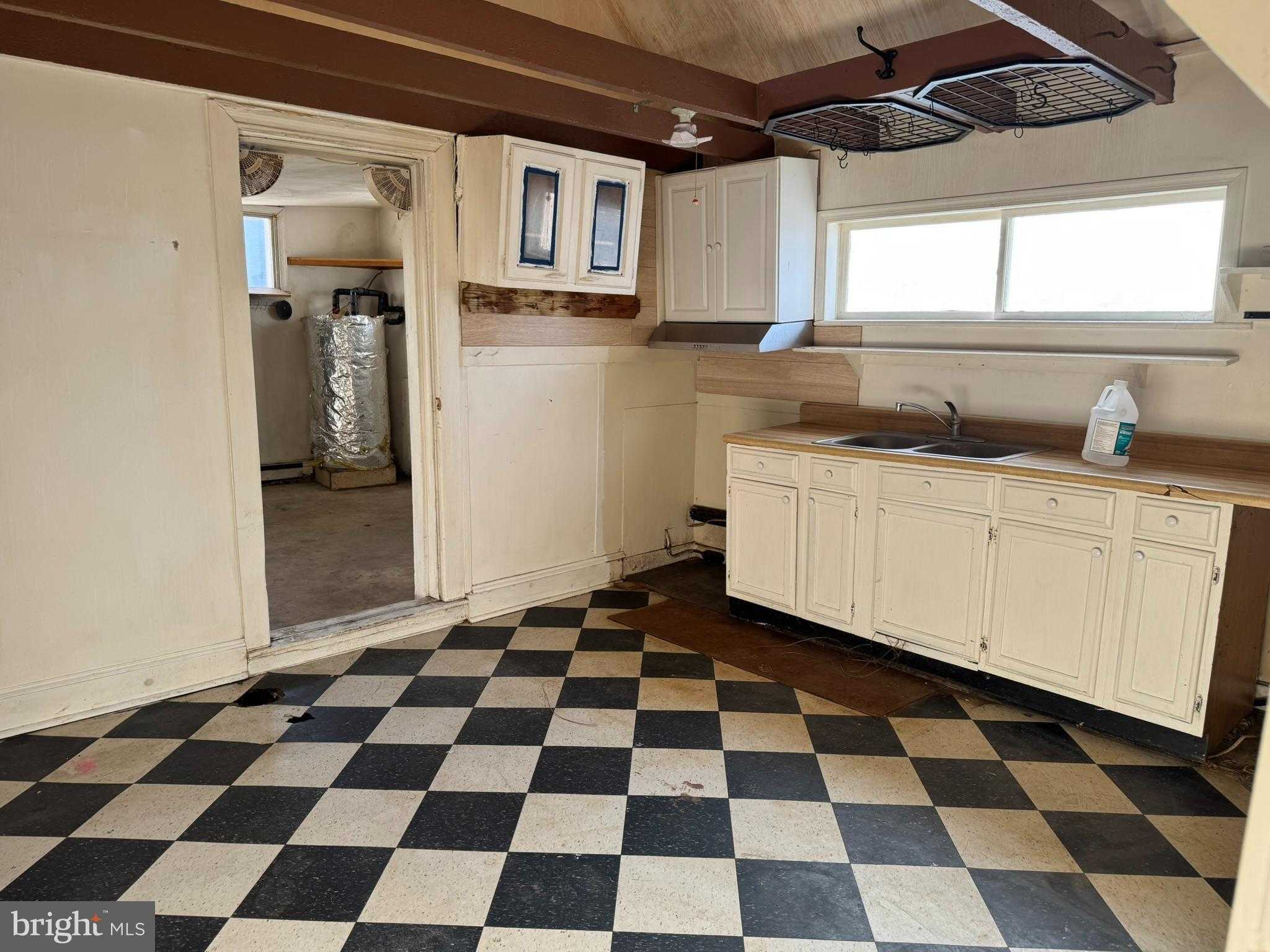 1323 Washington St photo 10