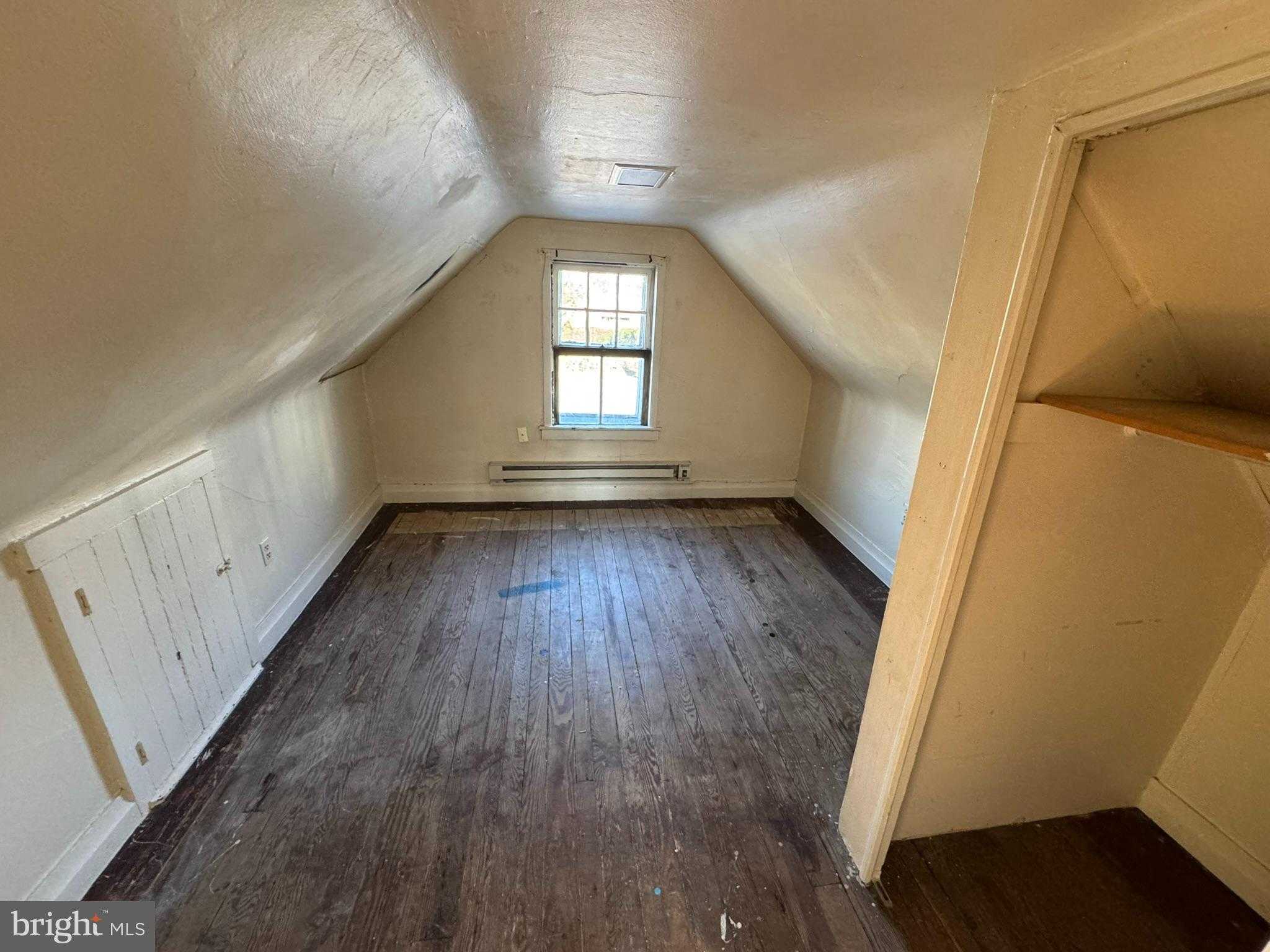 1323 Washington St photo 17