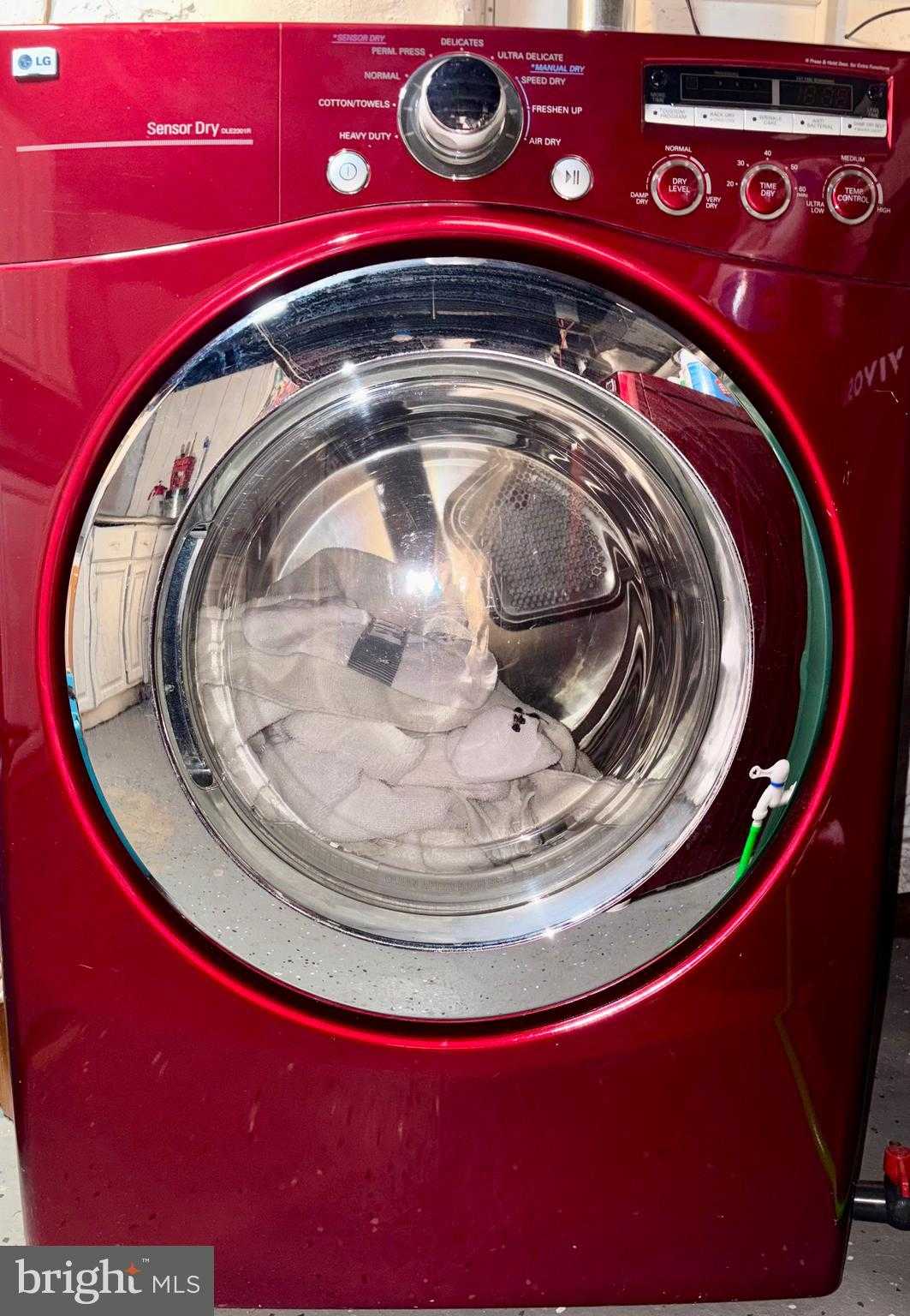 2711 Wilkens Ave photo 22