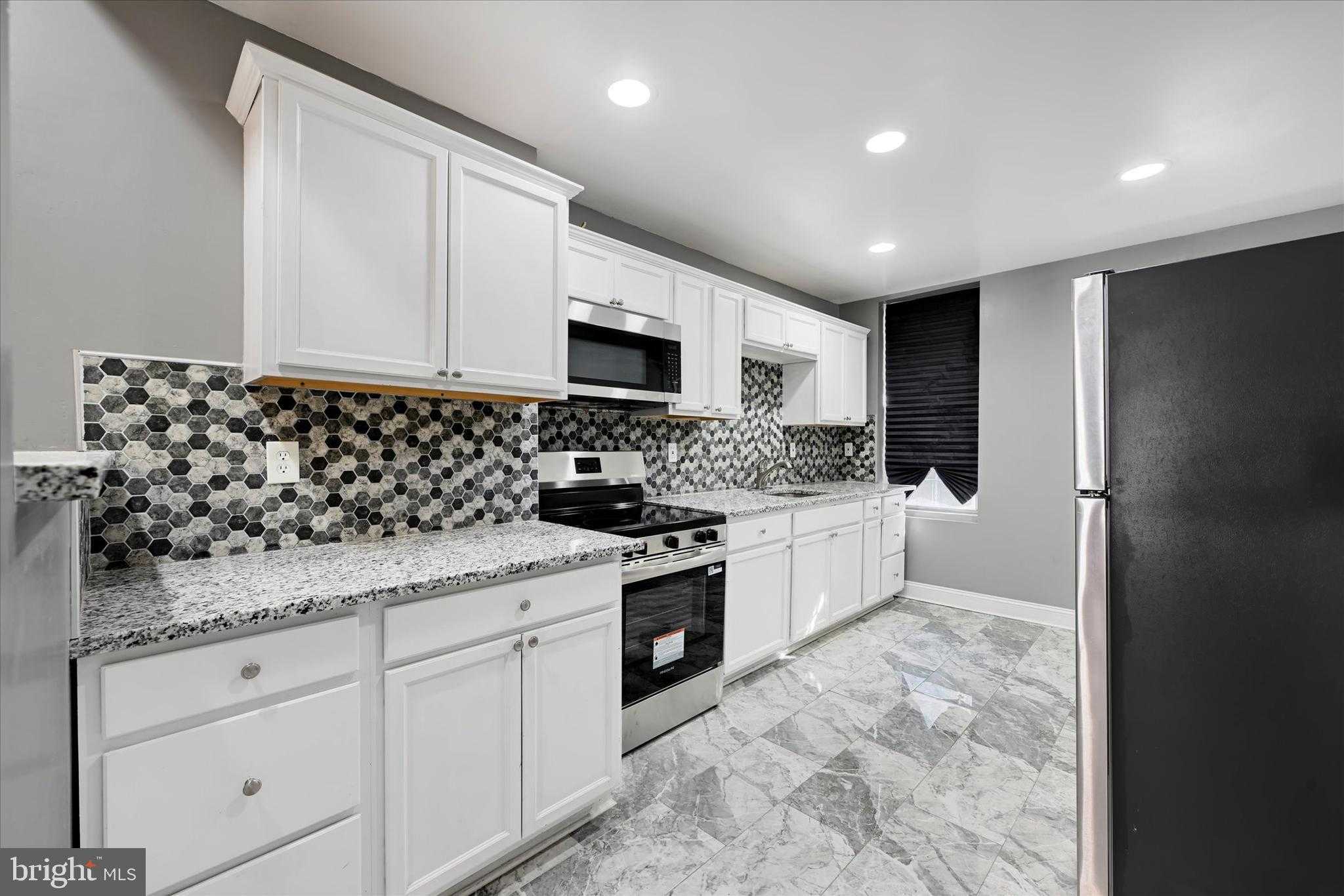 2213 Ruskin Ave photo 13