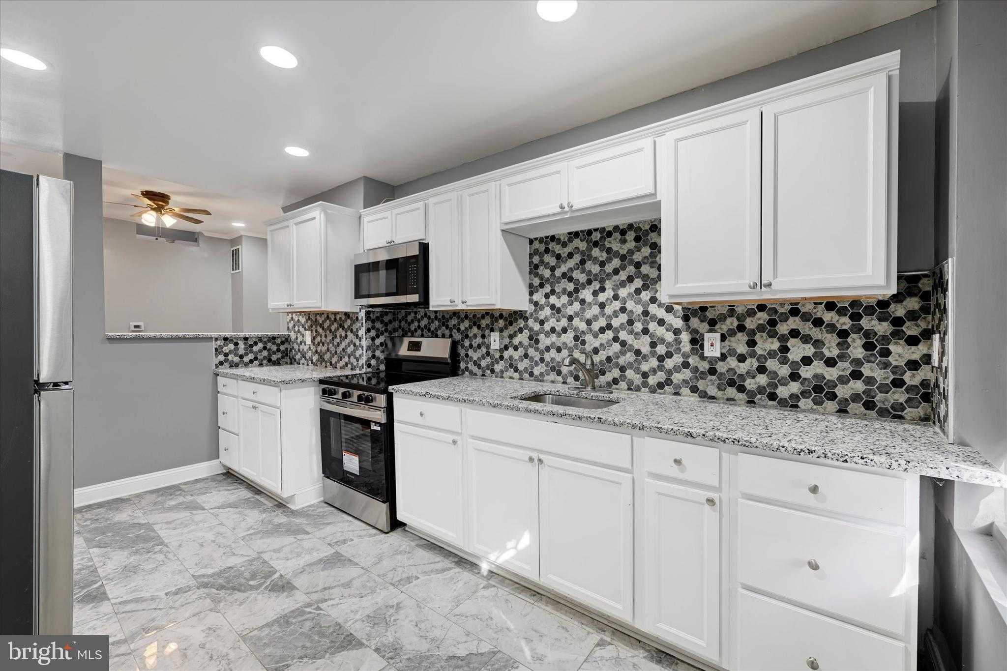 2213 Ruskin Ave photo 14