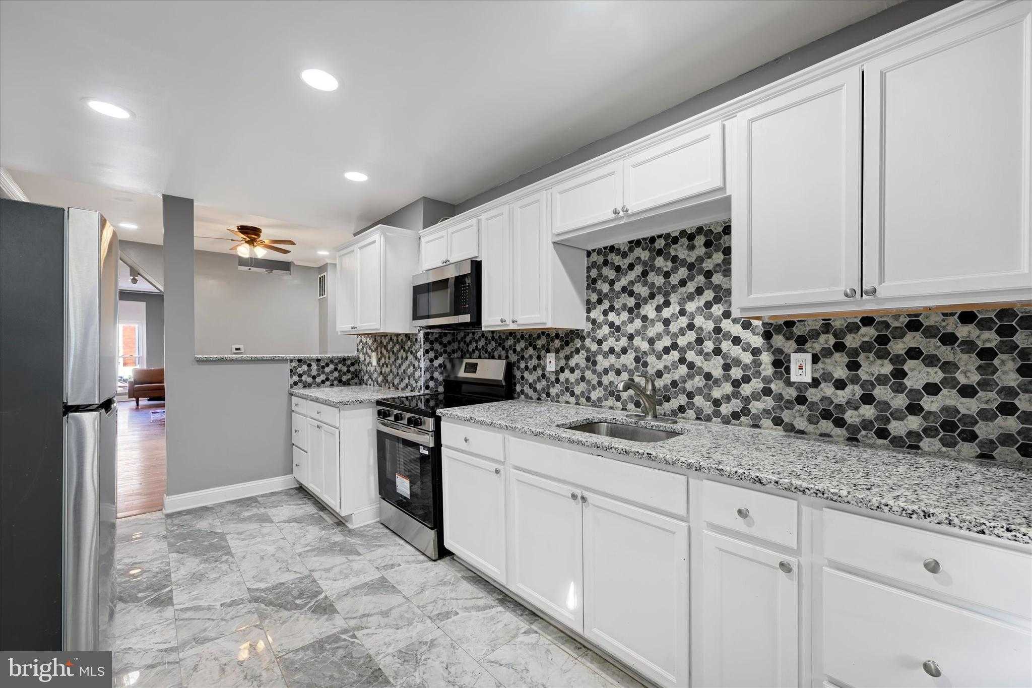 2213 Ruskin Ave photo 15