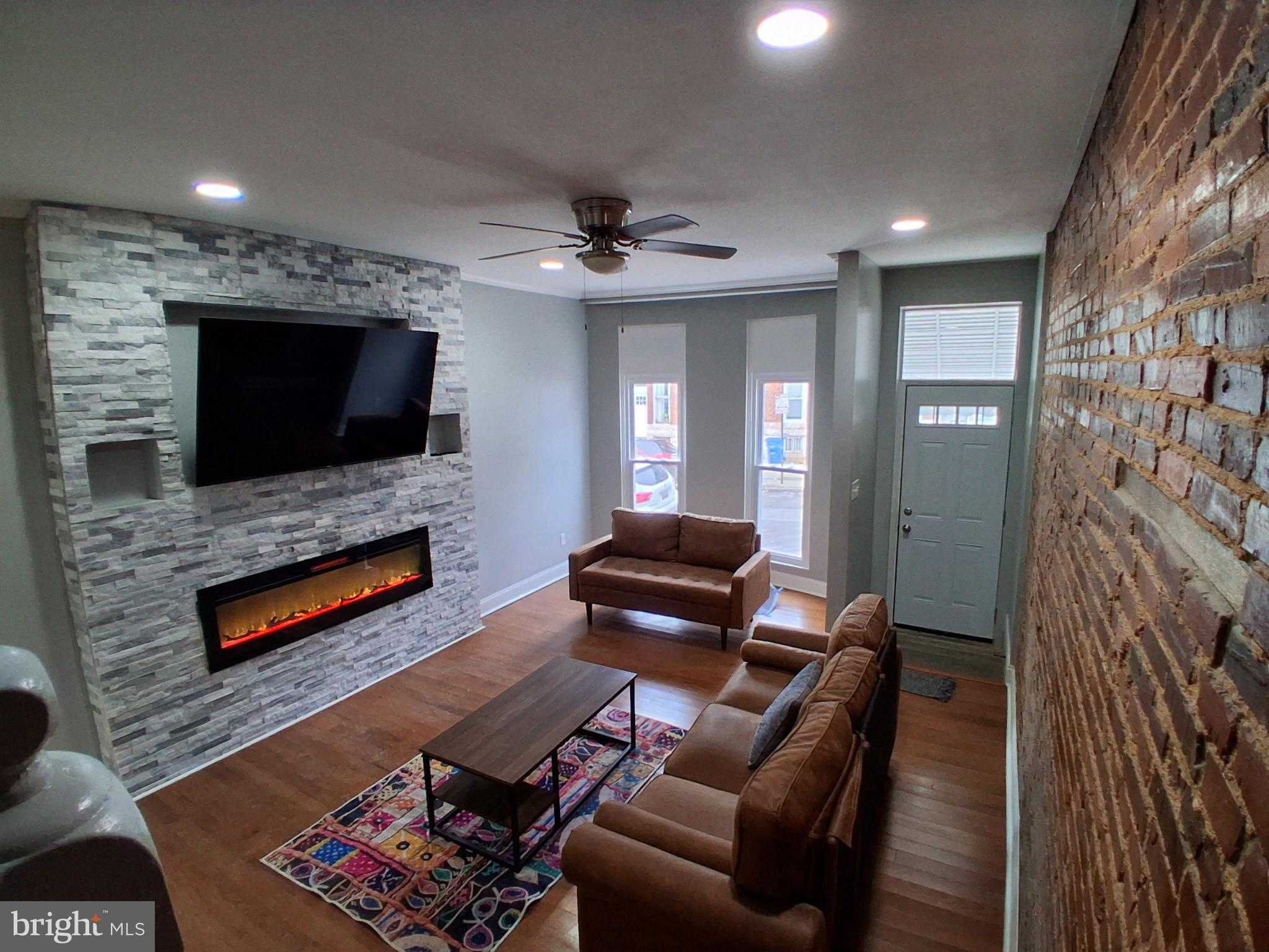 2213 Ruskin Ave photo 4