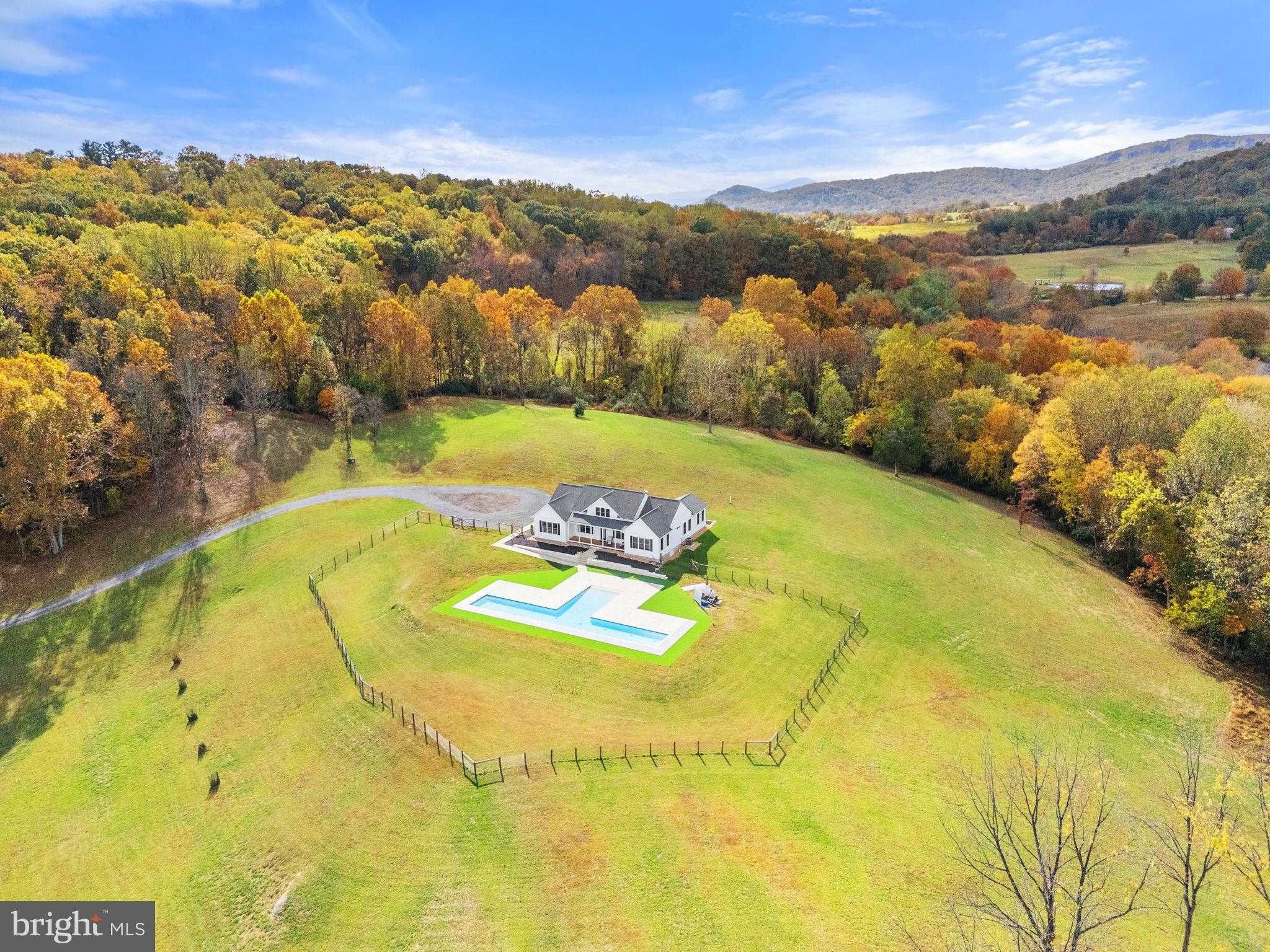 4050 Carrington Rd photo 10