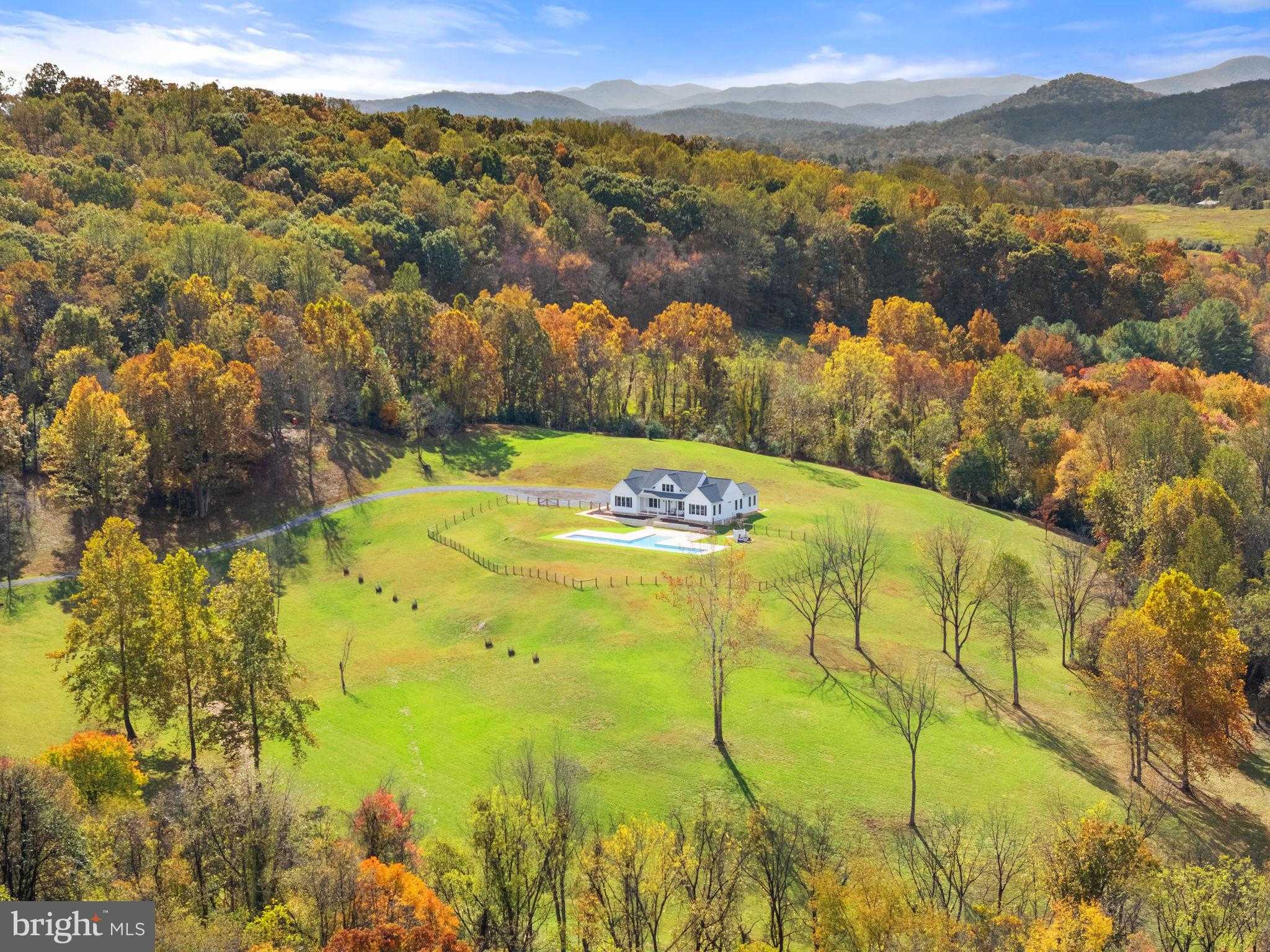 4050 Carrington Rd photo 2