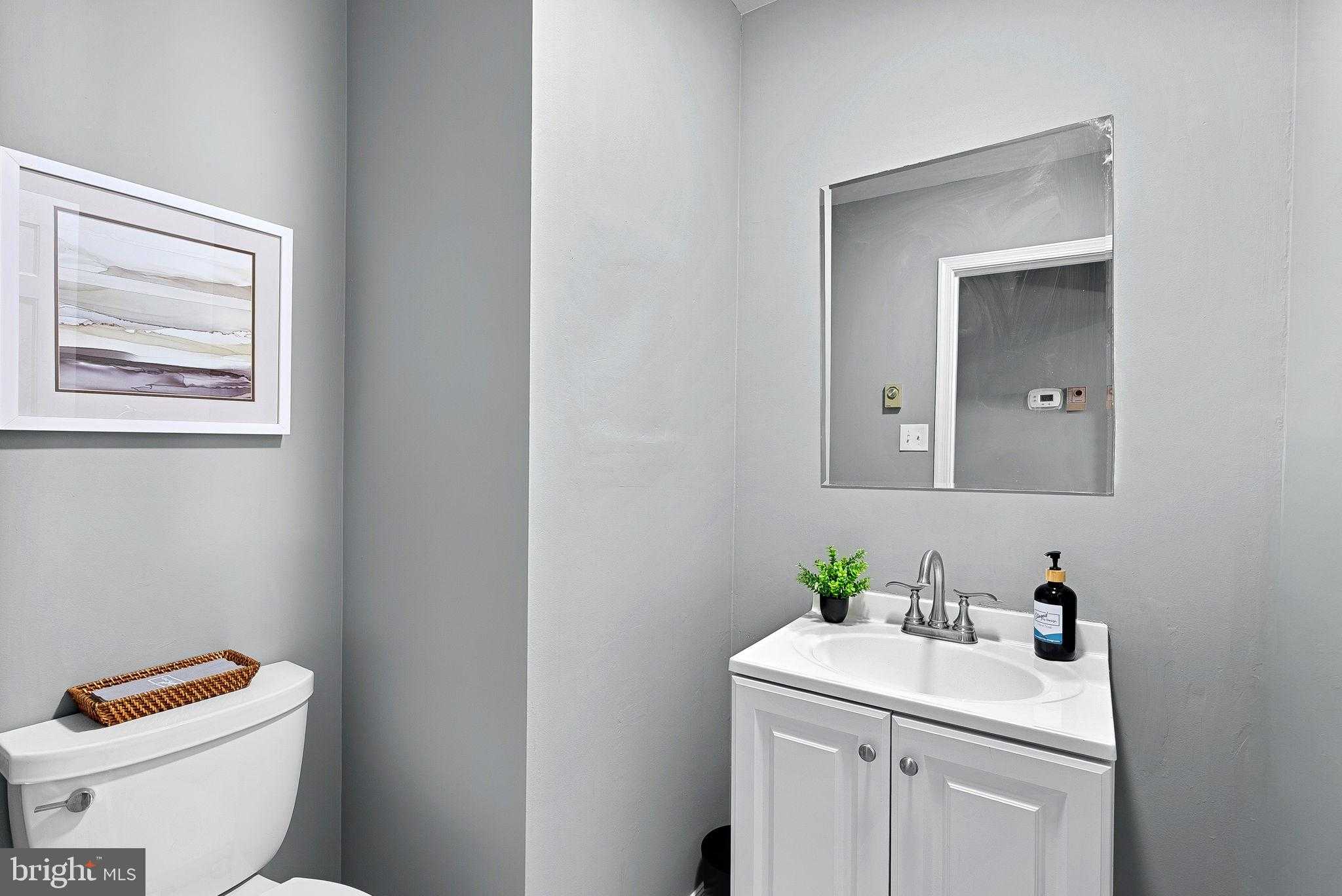 10207 Oxfordshire Rd photo 36