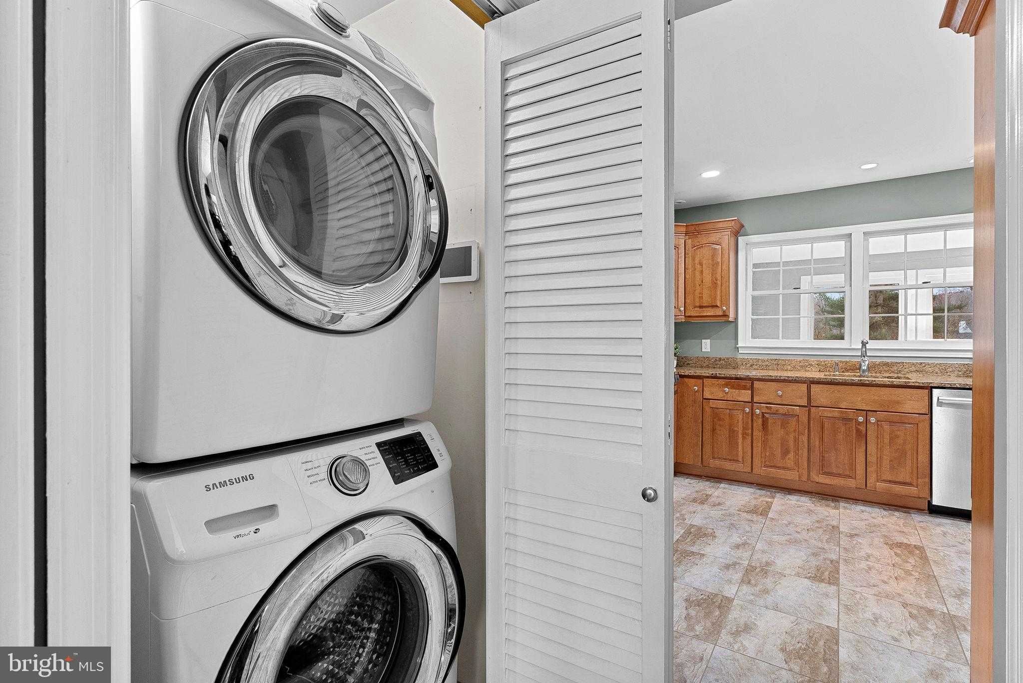 10207 Oxfordshire Rd photo 37