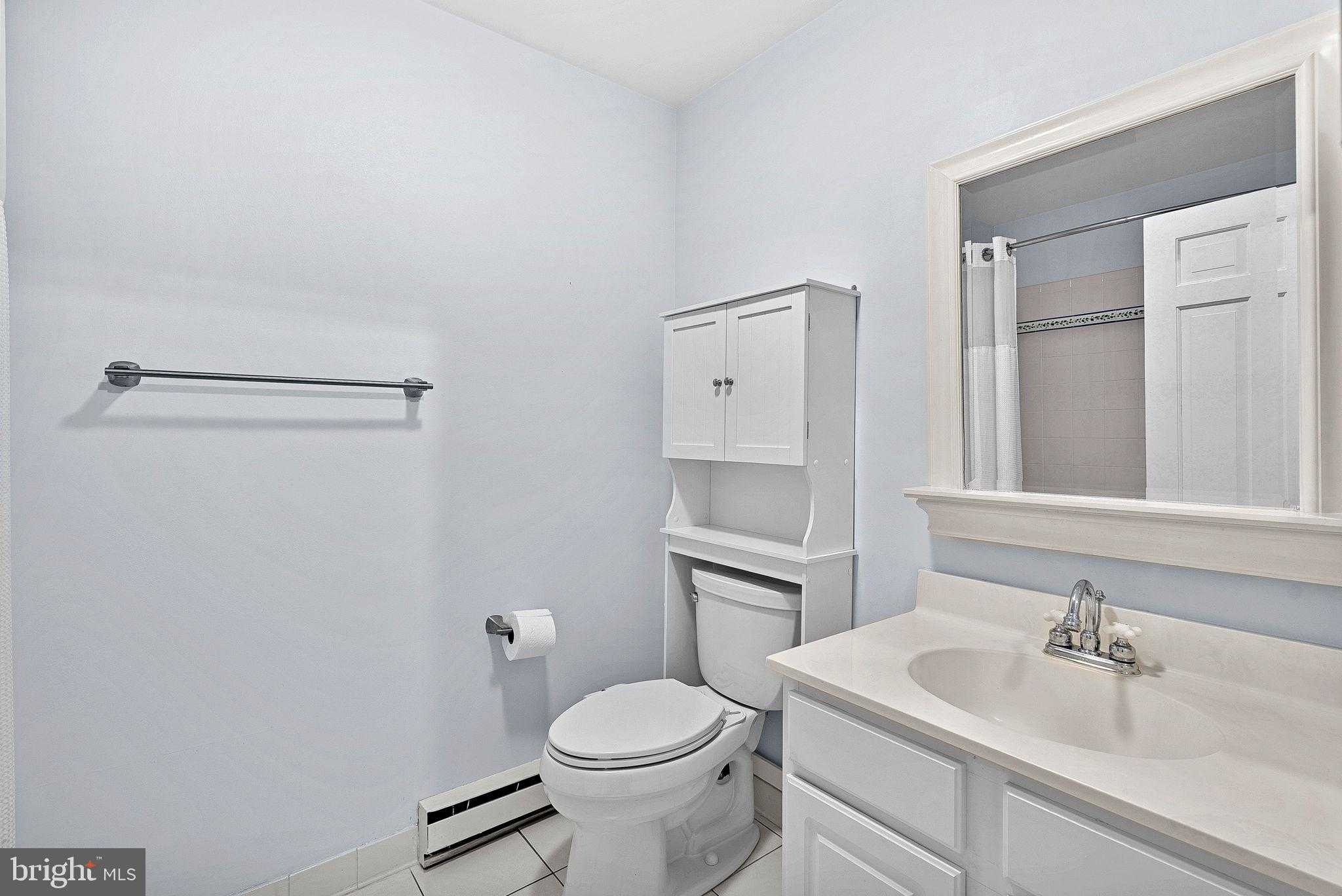 10207 Oxfordshire Rd photo 53