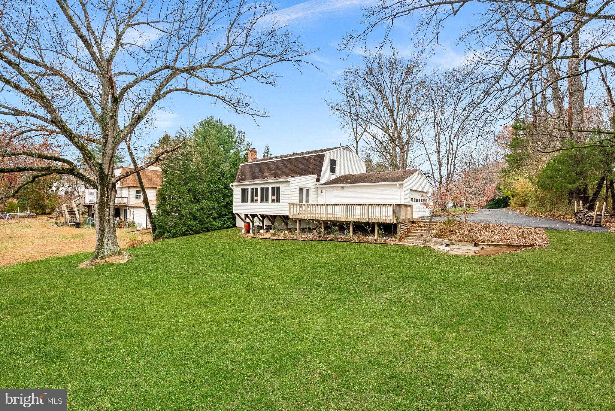 10207 Oxfordshire Rd photo 63