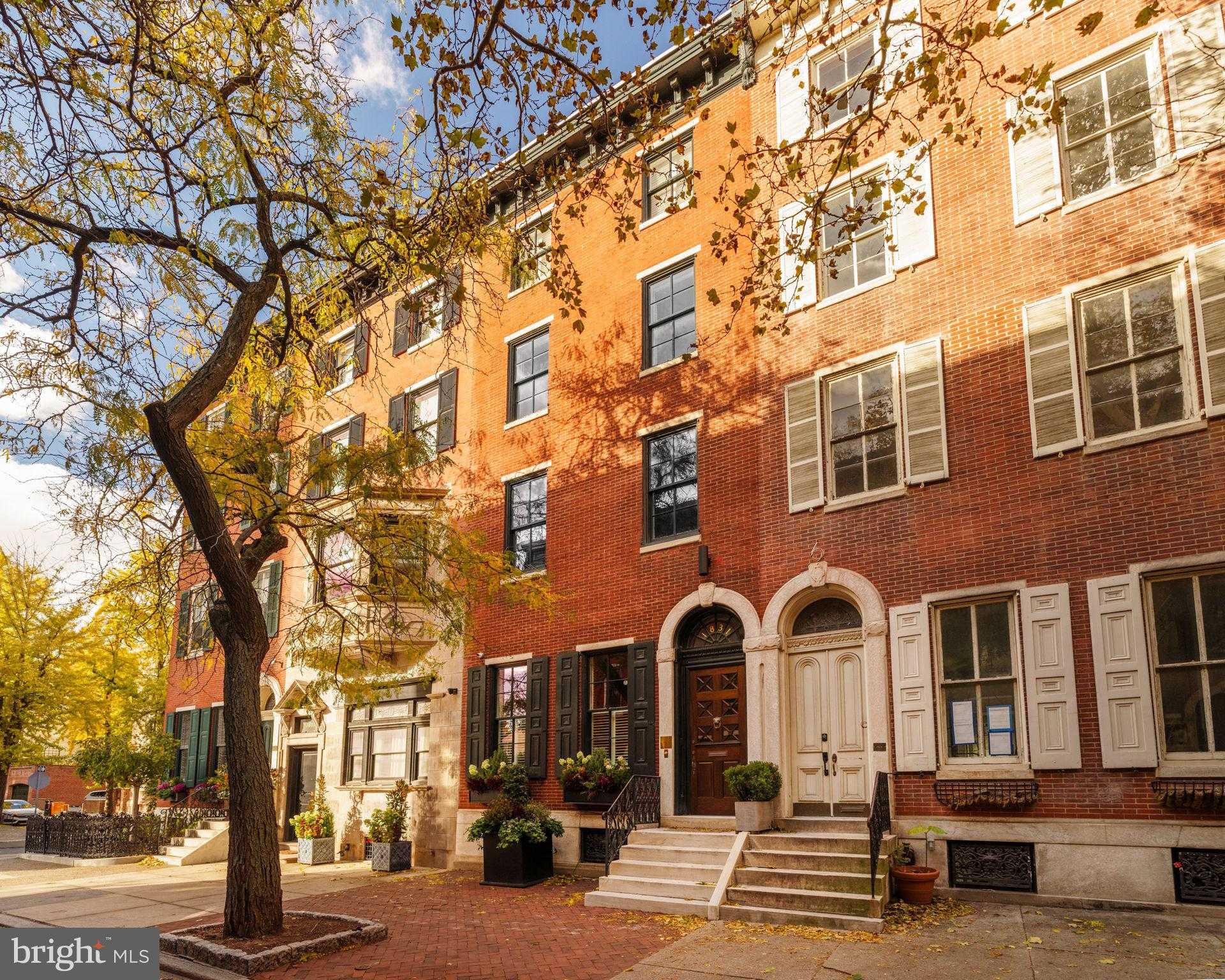 1831 Delancey Pl photo 2