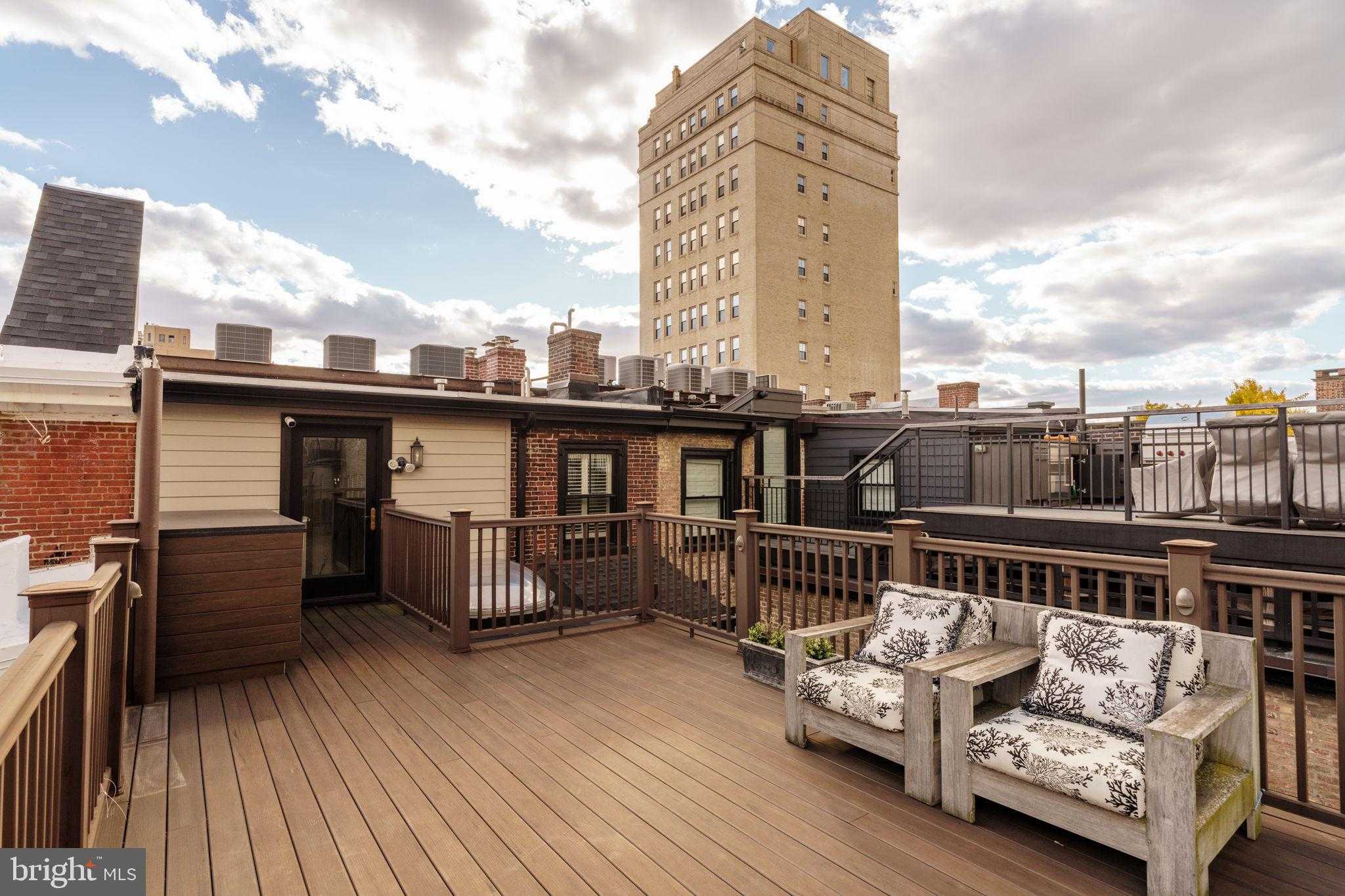 1831 Delancey Pl photo 31