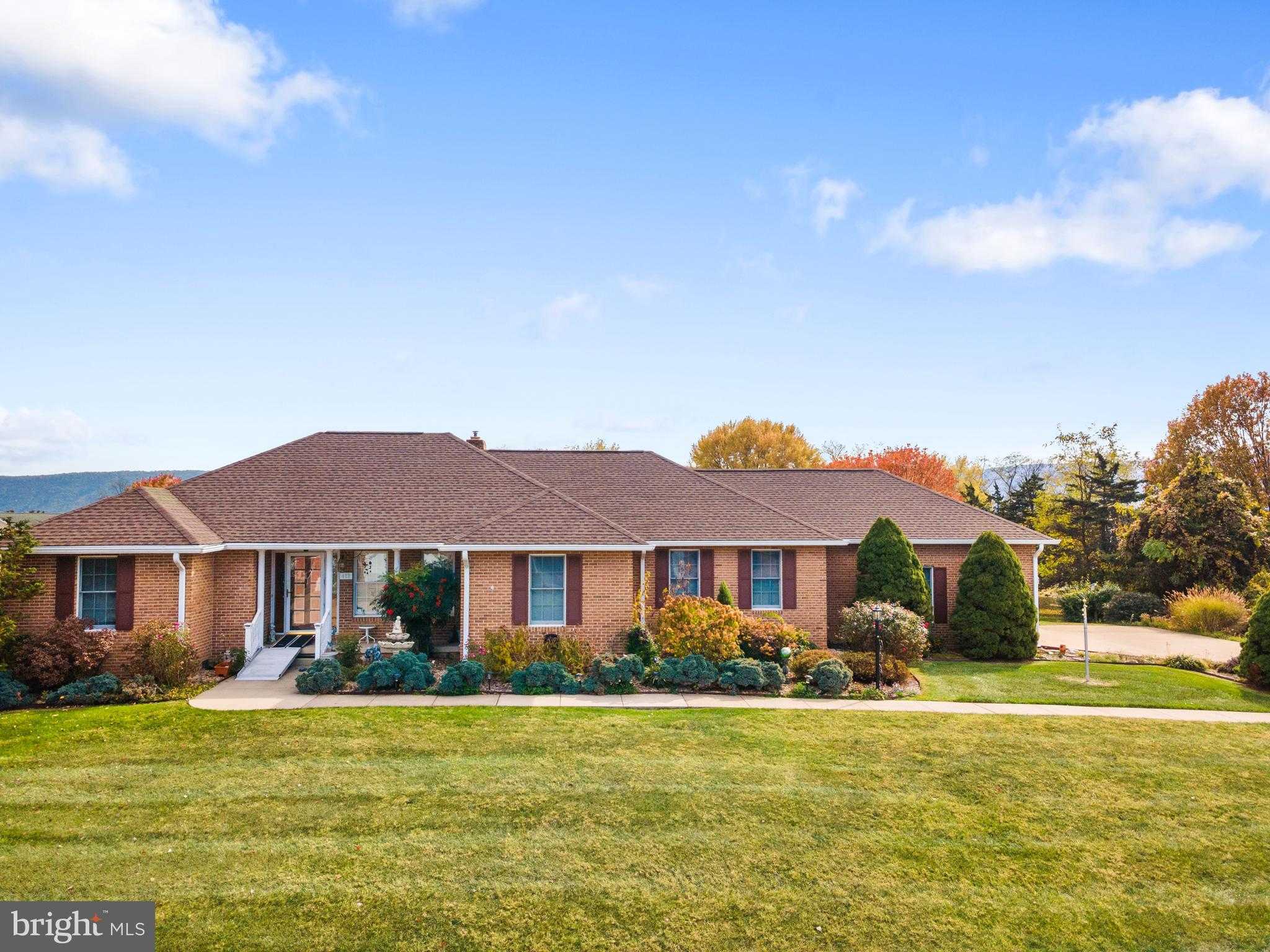 418 Epard Ln photo 2