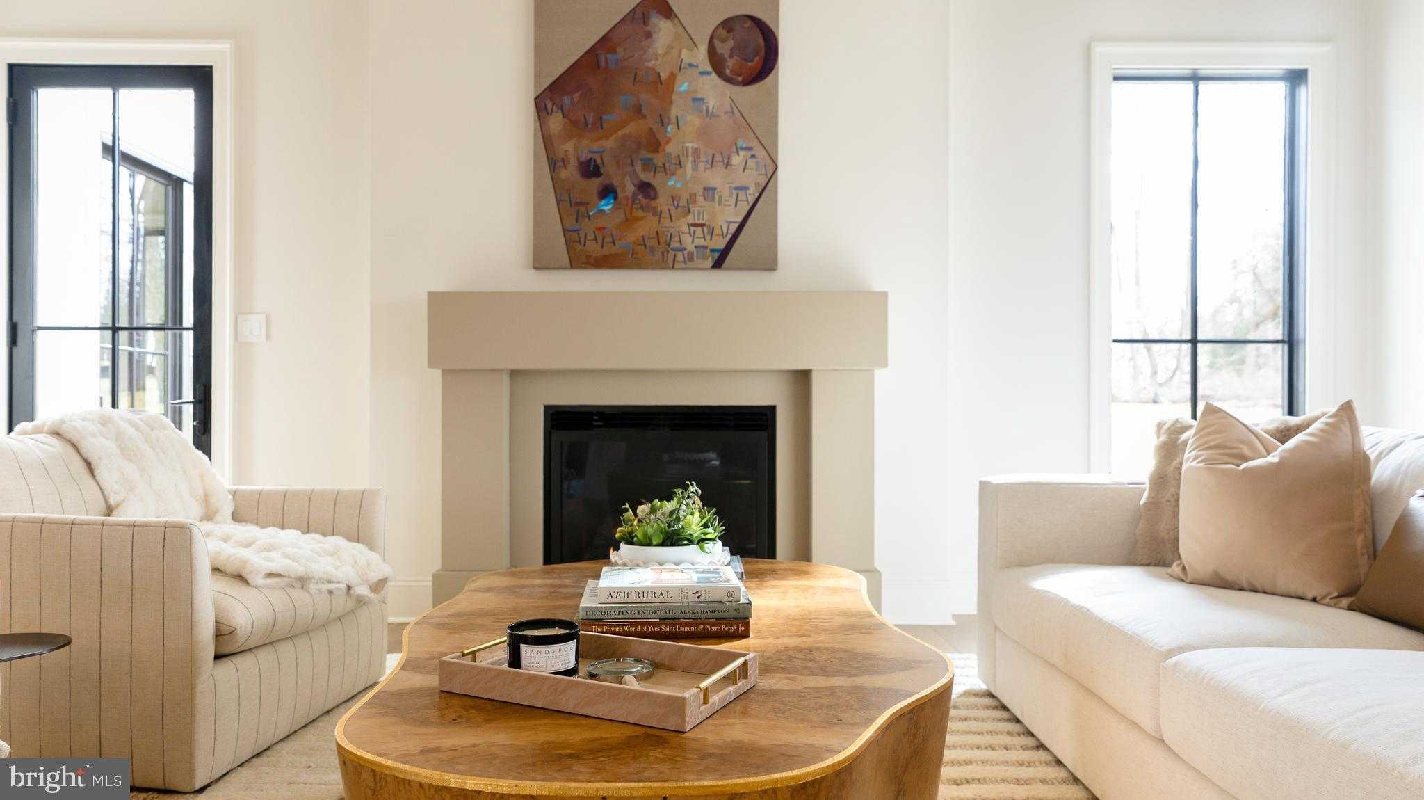 385 Port Royal Ave photo 8